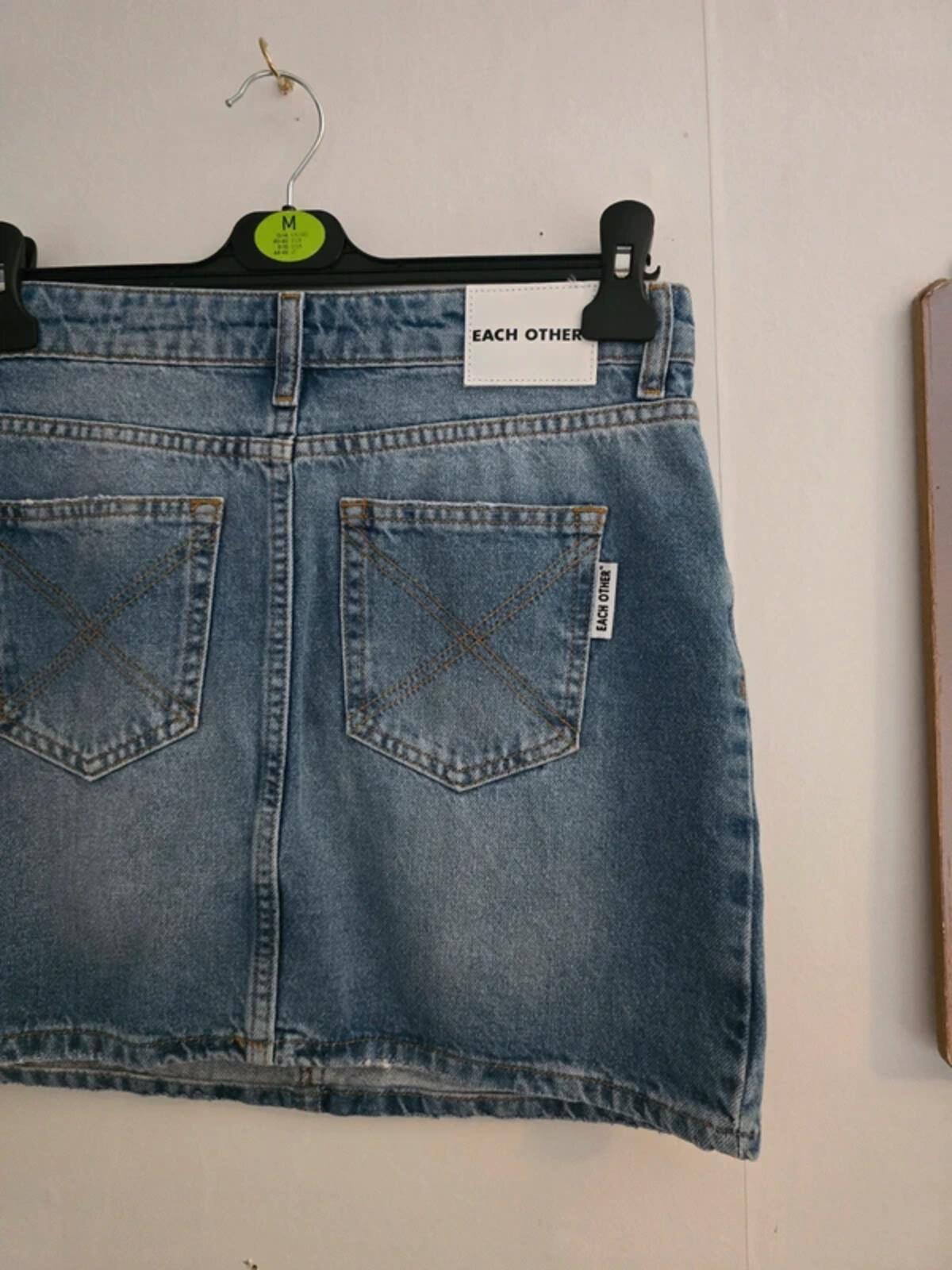 Each Other Mid-Wash Denim Embroidered Mini Skirt L Fits Size 10-12