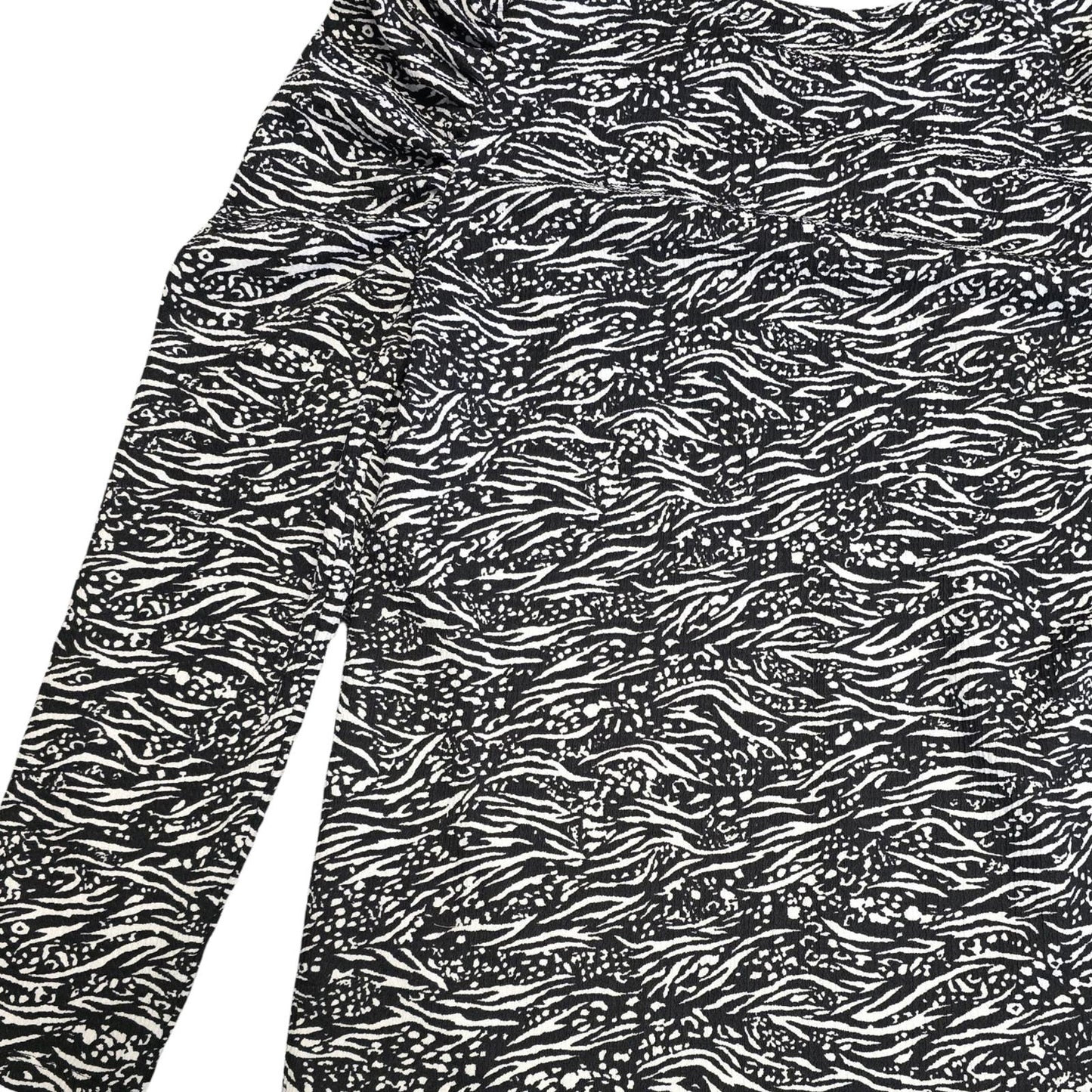 F&F Long Sleeve Top Black White Patterned Size 12 Ruffle Shoulder