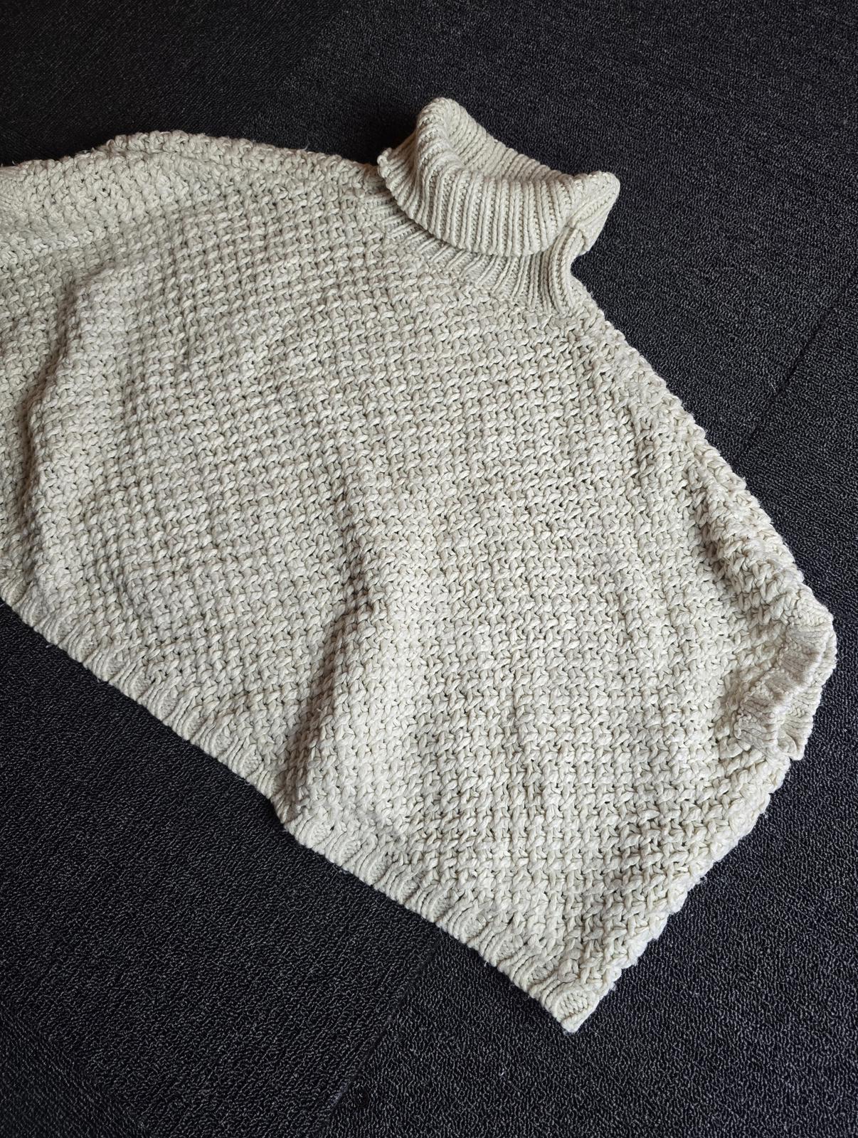 Primark Girls Knitted Jumper Cream Age 8–9 Years Oversized Turtleneck