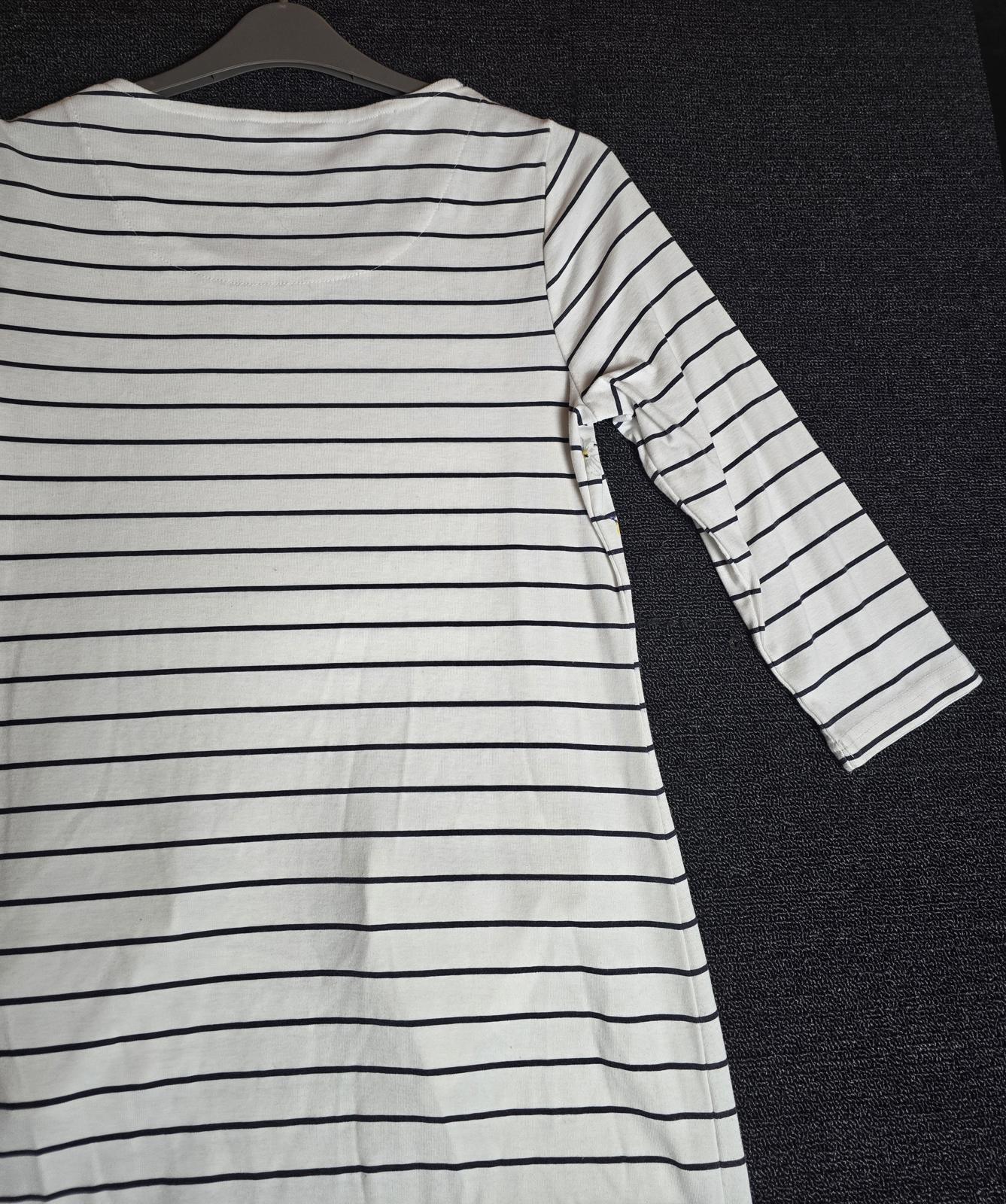 Love Leisure Navy White Striped Yellow Floral Top Size 14 3/4 Sleeve