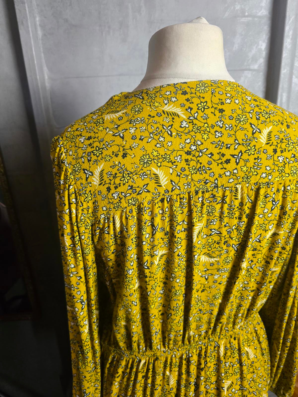 Marks & Spencer yellow & black floral long sleeved dress size 18