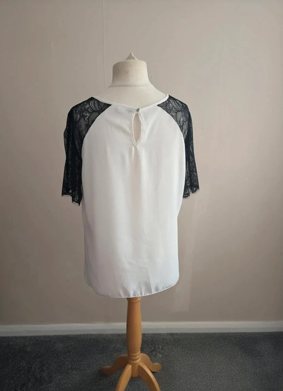 Roman White & Black Lace Keyhole Short-Sleeved Top Size 14