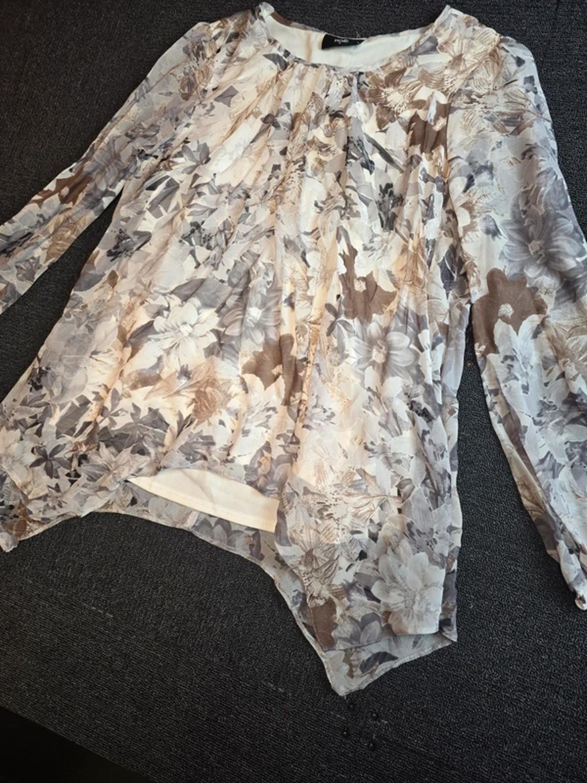 Wallis Blouse Floral Grey Med Size 12/14 Smart Casual