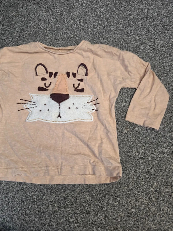 Next Baby Boys Beige Tiger Face Long Sleeve Cotton T-Shirt Age 12-18 Months