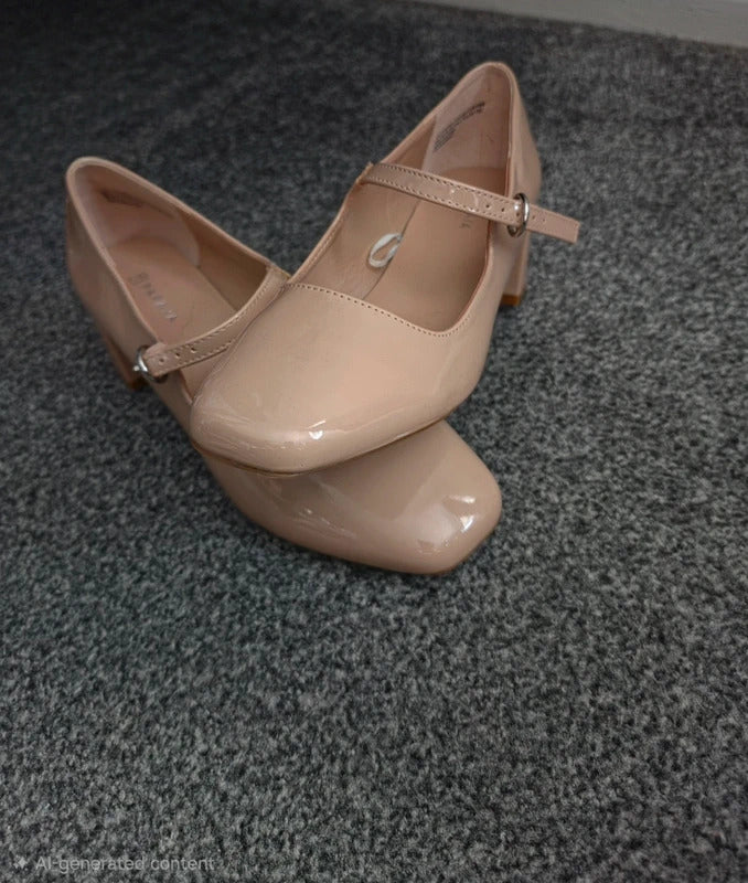 Matalan Nude Patent Platform Mary Jane Heel Shoes Square Toe Size 7