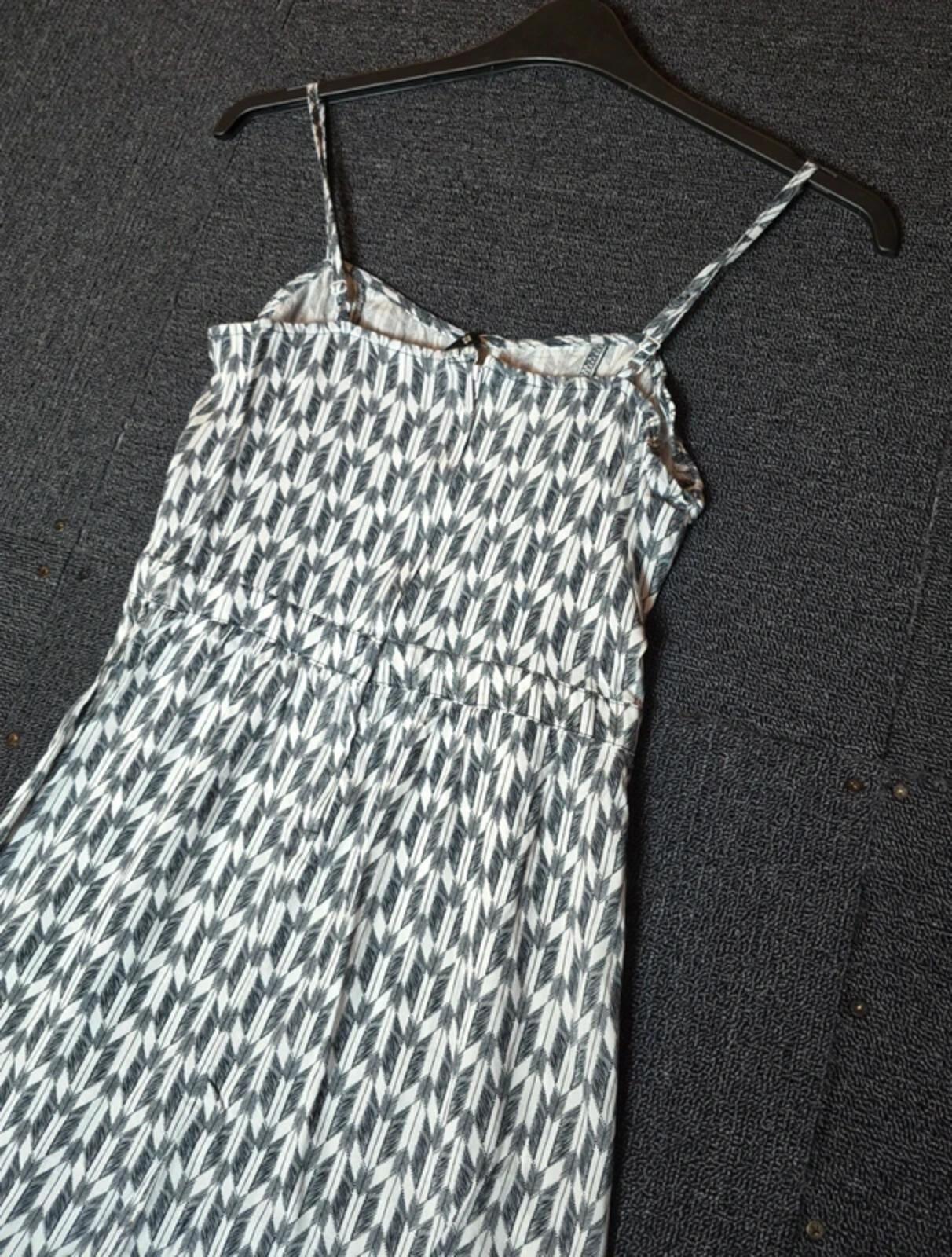 H&M black & white patterned sleeveless mini dress size 12