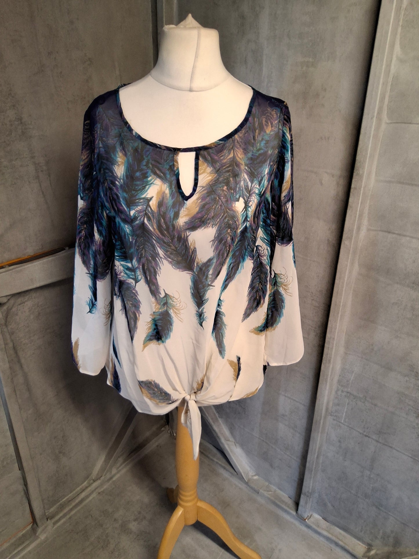 Wallis Purple, Blue & White Feather Print Sheer Tie-Front Blouse – Size 10 Petite