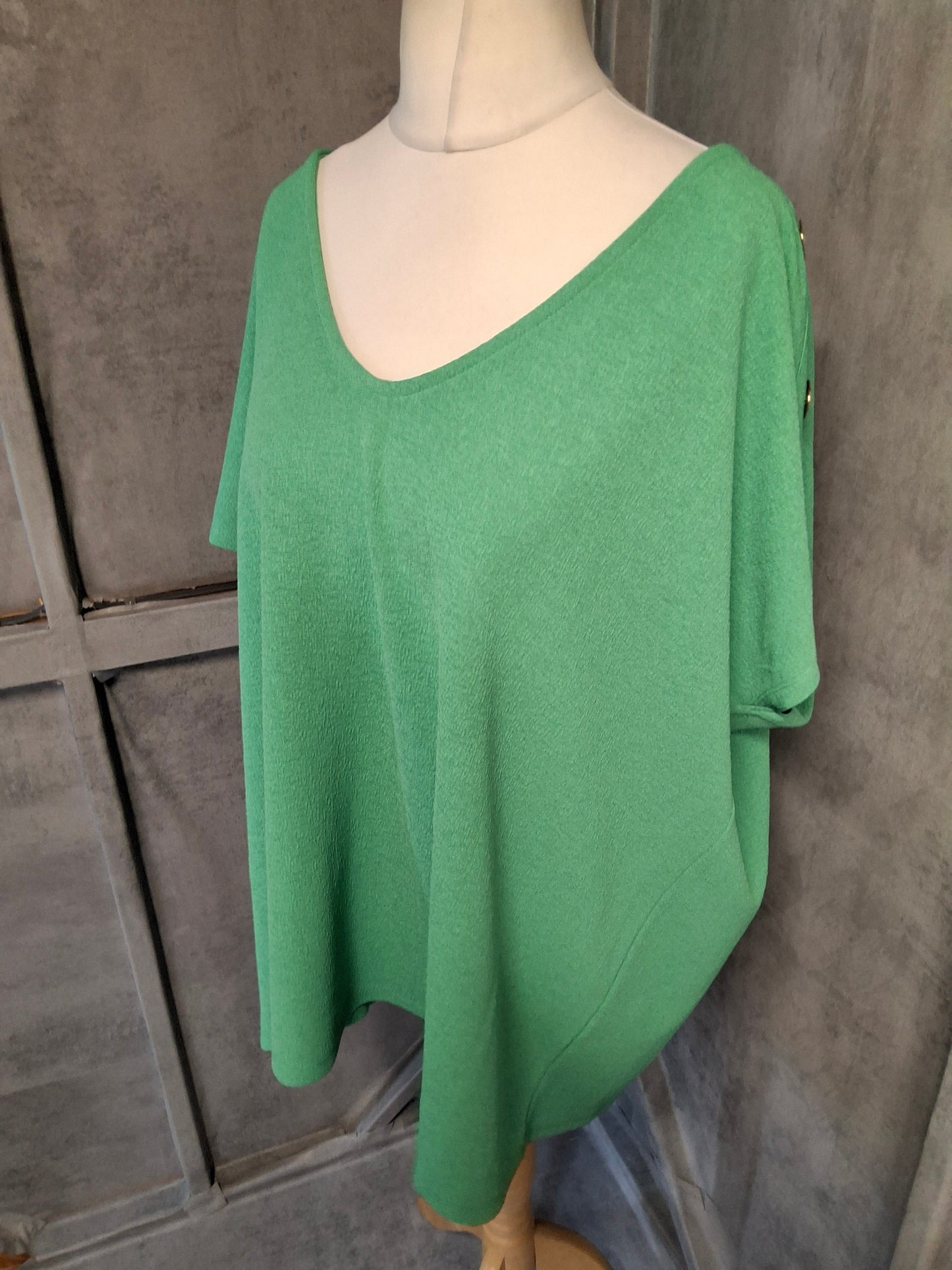 Matalan Relaxed Green Short Sleeve Top – Size 24
