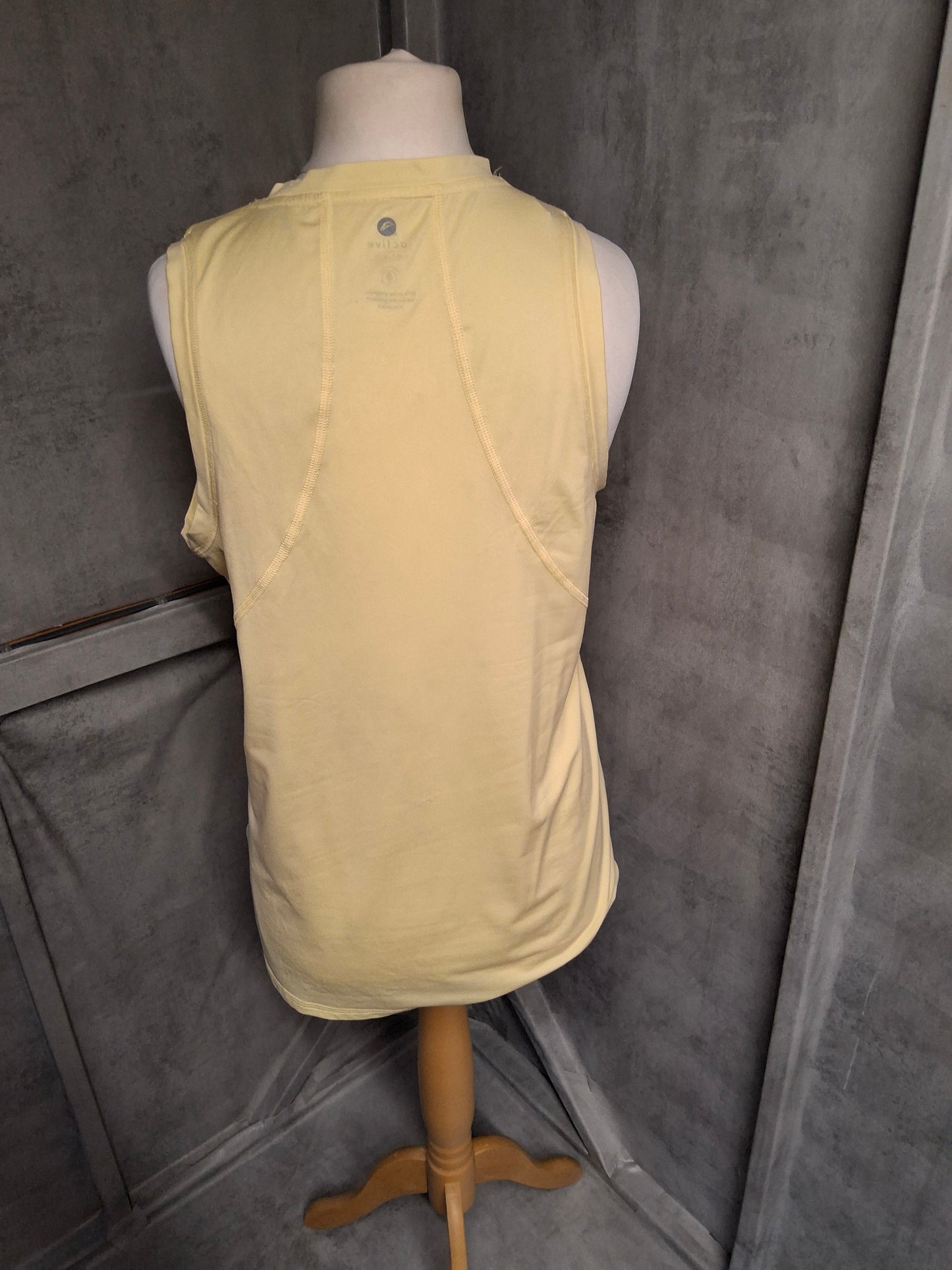 F&F Active Yellow Sleeveless Gym Vest – Size 8