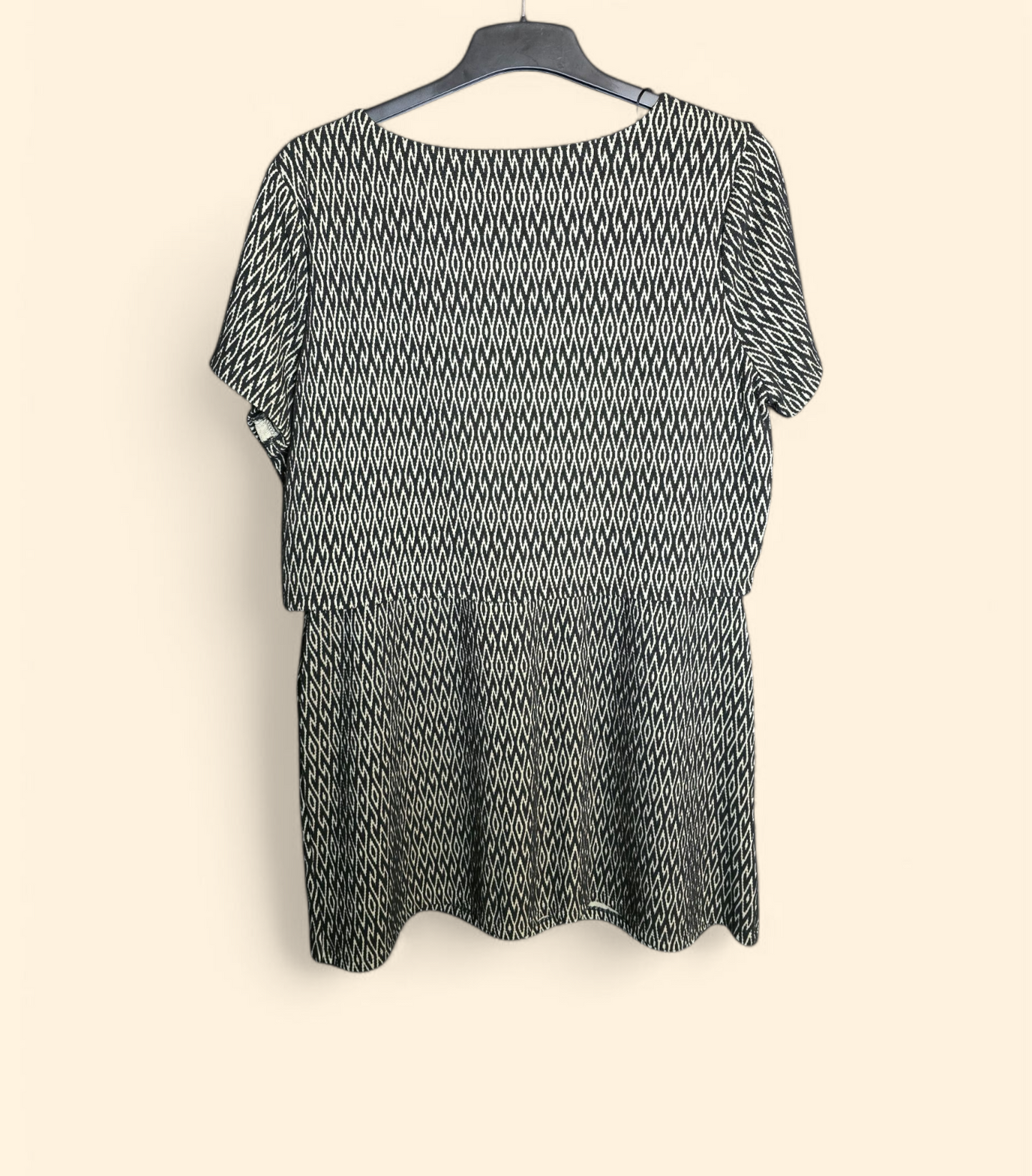 Primark black & beige patterned short sleeved dress size 18 New