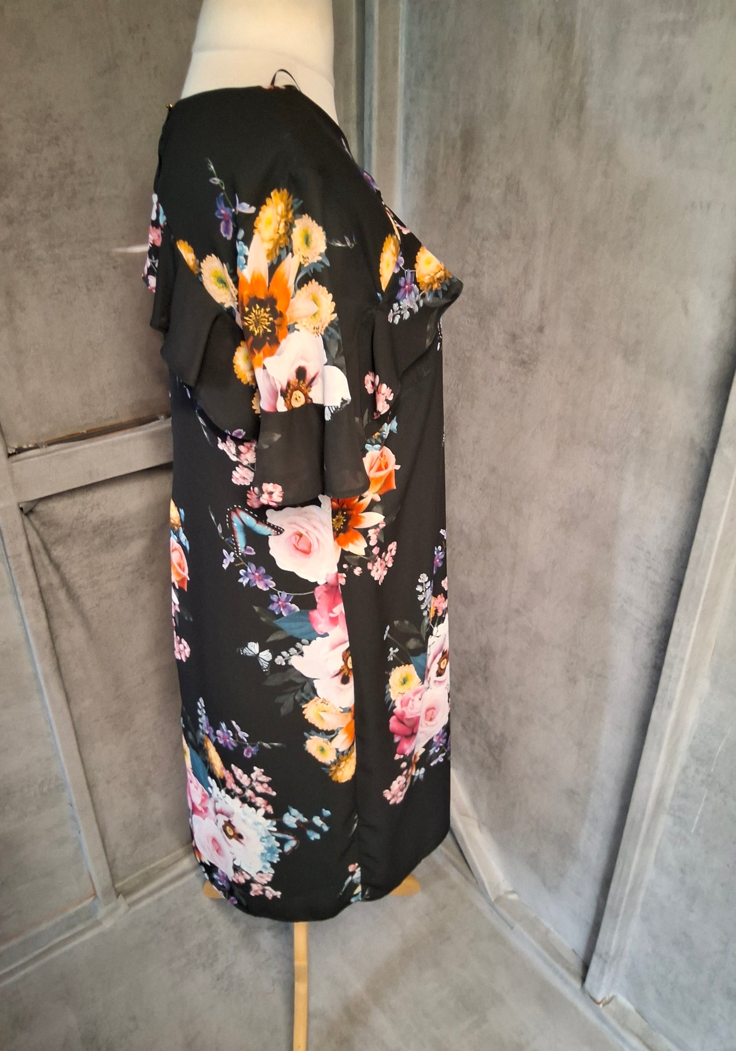 F&F Black Floral Midi Dress – Size 16 – Frill Sleeves & Lined