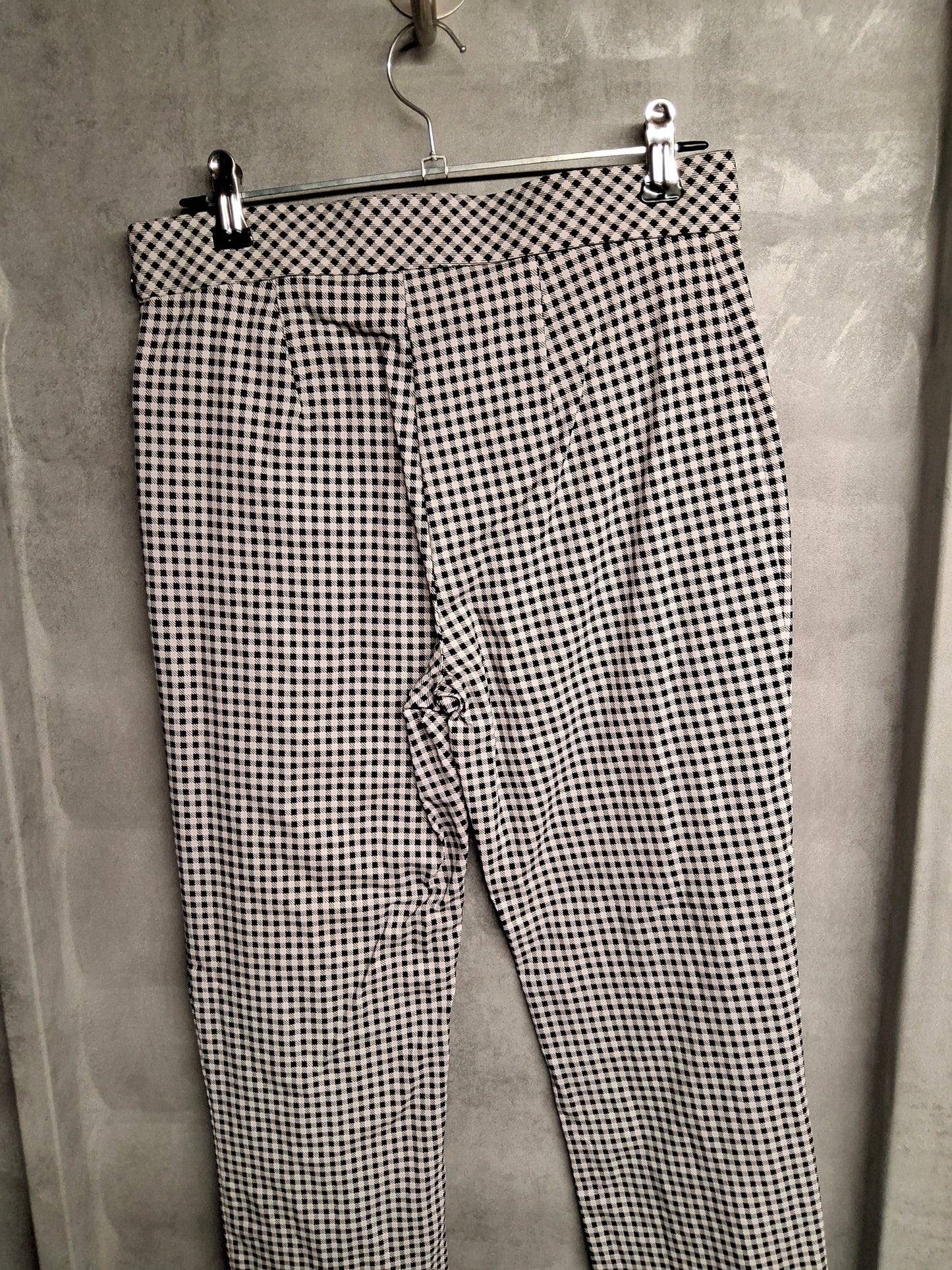 Primark Black & White Gingham Slim Leg Trousers – Size 10 | High Waist, Side Zip, Timeless Print
