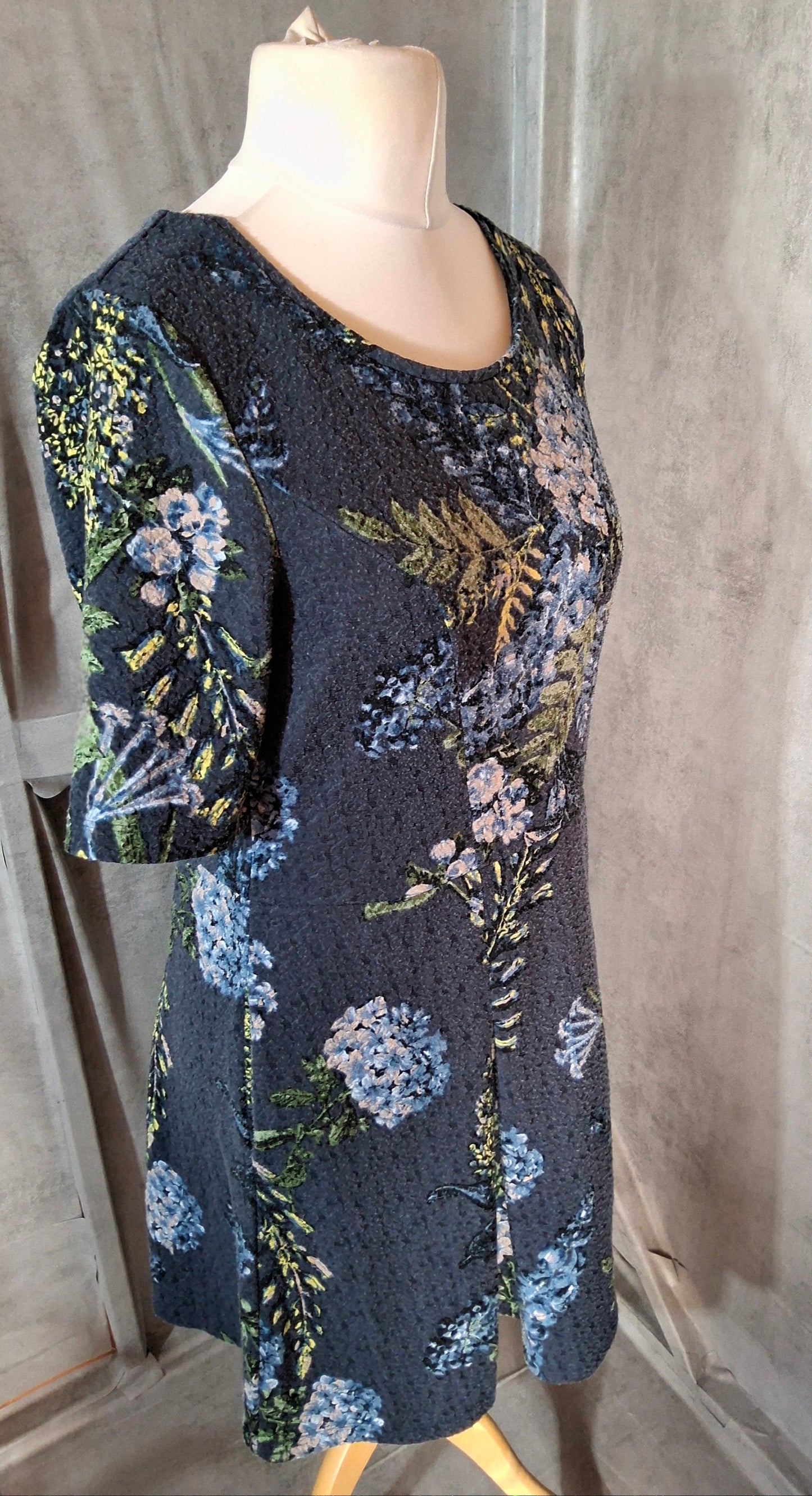 Next Navy Floral Textured Dress – Size 14 – Knee Length