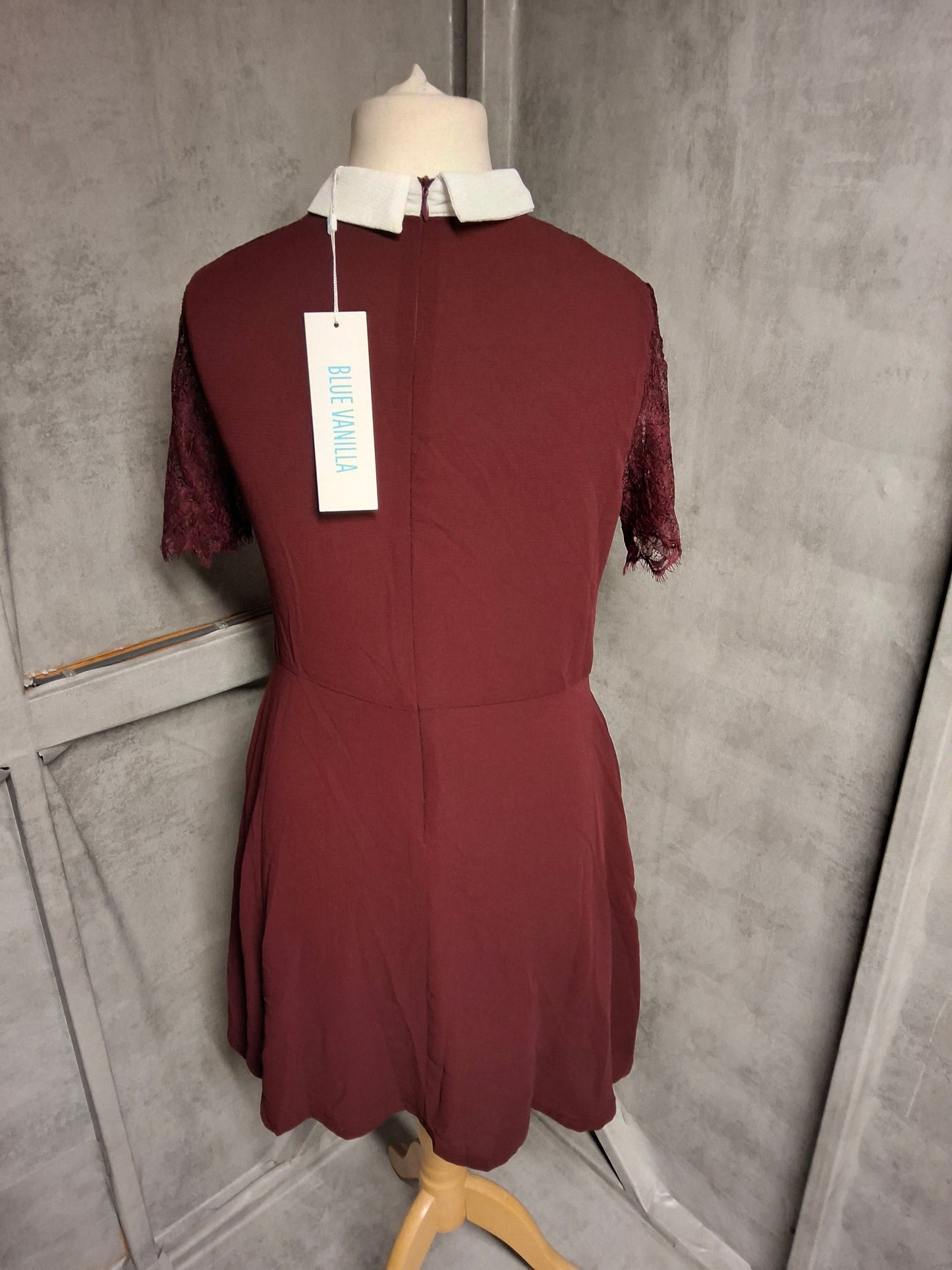 Blue Vanilla Burgundy Lace Collar Tie Dress – Size 12 – BNWT