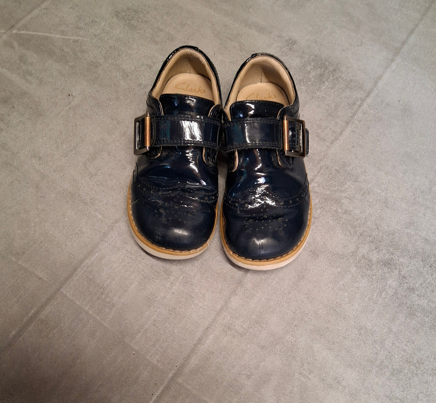 Clarks Navy Patent Brogue Shoes Size 8.5G β Velcro Fastening Kids School Shoes