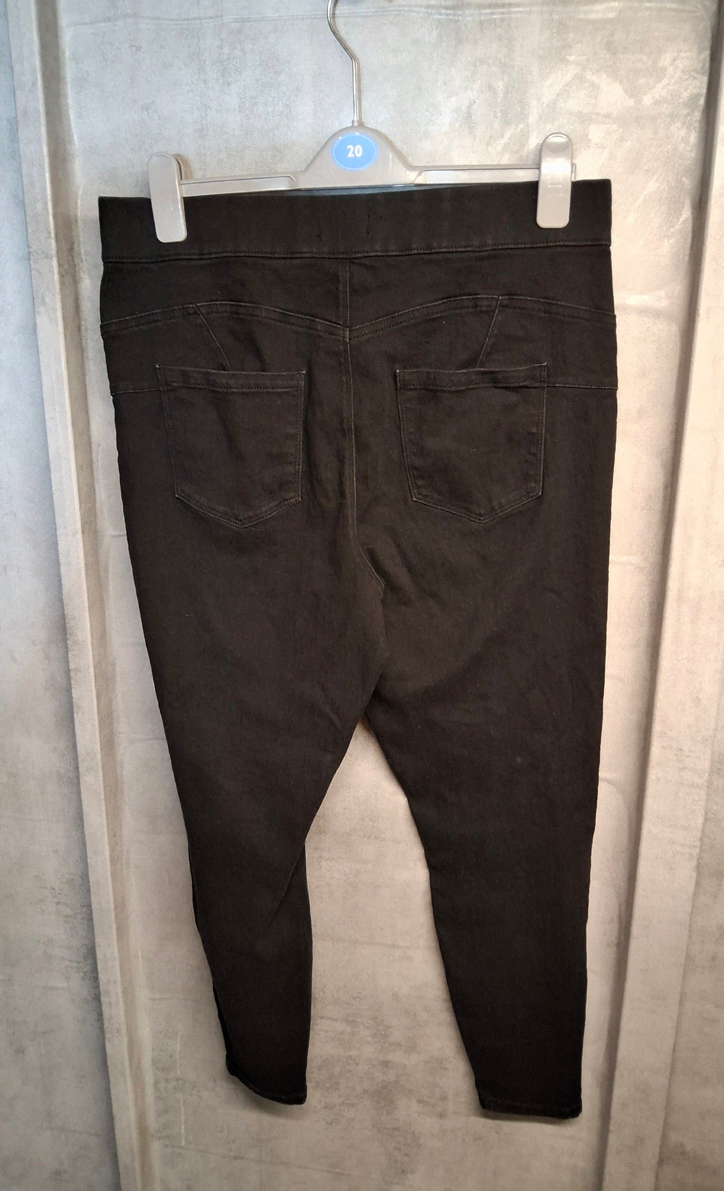 Matalan Black Skinny Jeggings ā Size 16 ā High Waist, Elasticated Fit