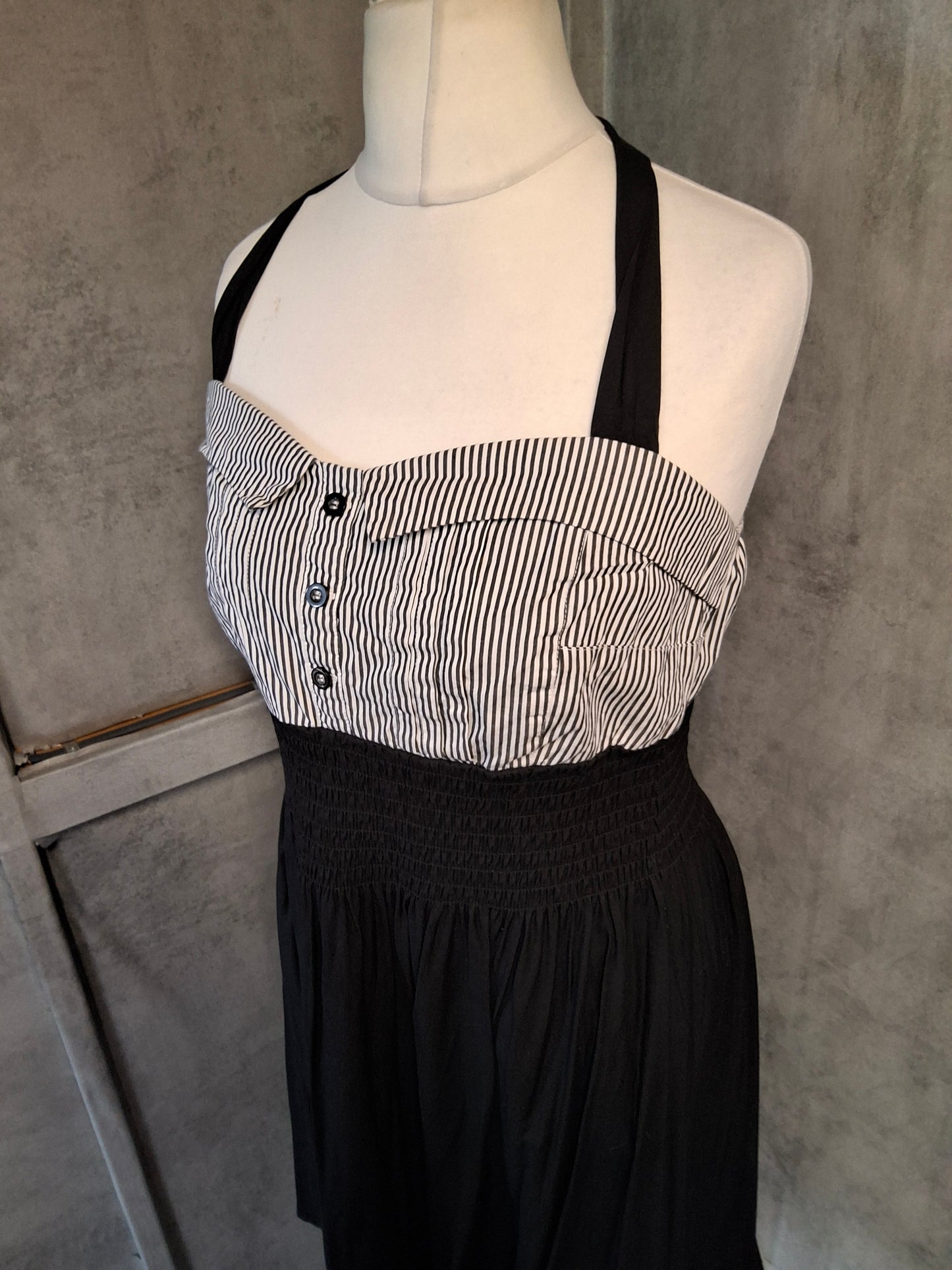 New Look black & white halterneck shirt mini dress size 16