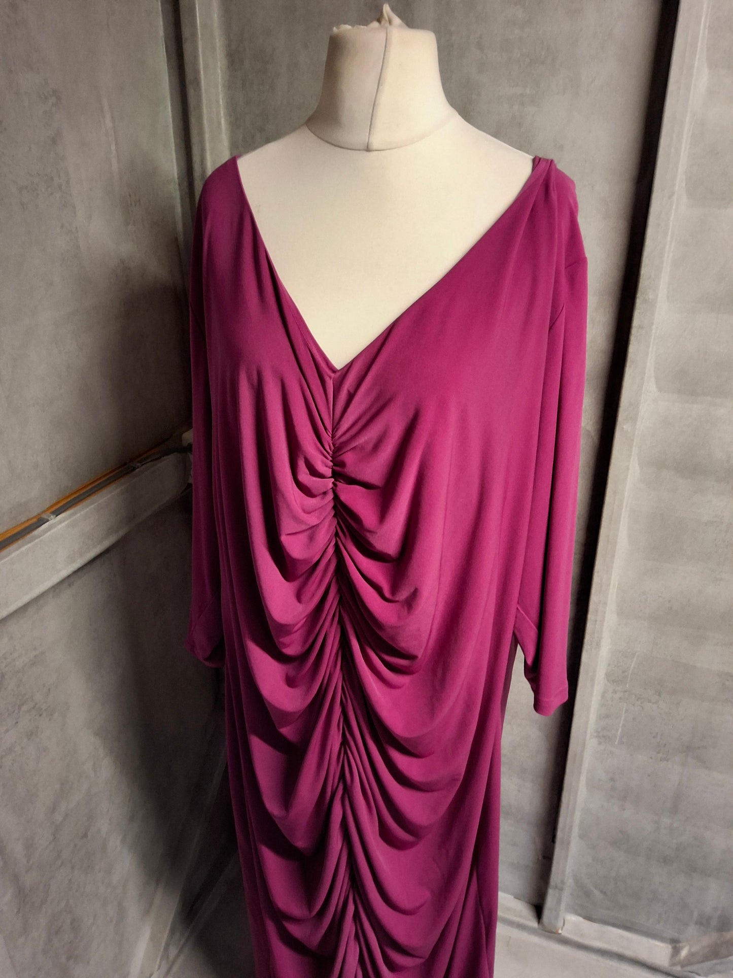 Anna Scholz for Simply Be Purple Ruched Long Dress ā Size 32 ā Stretch & Style