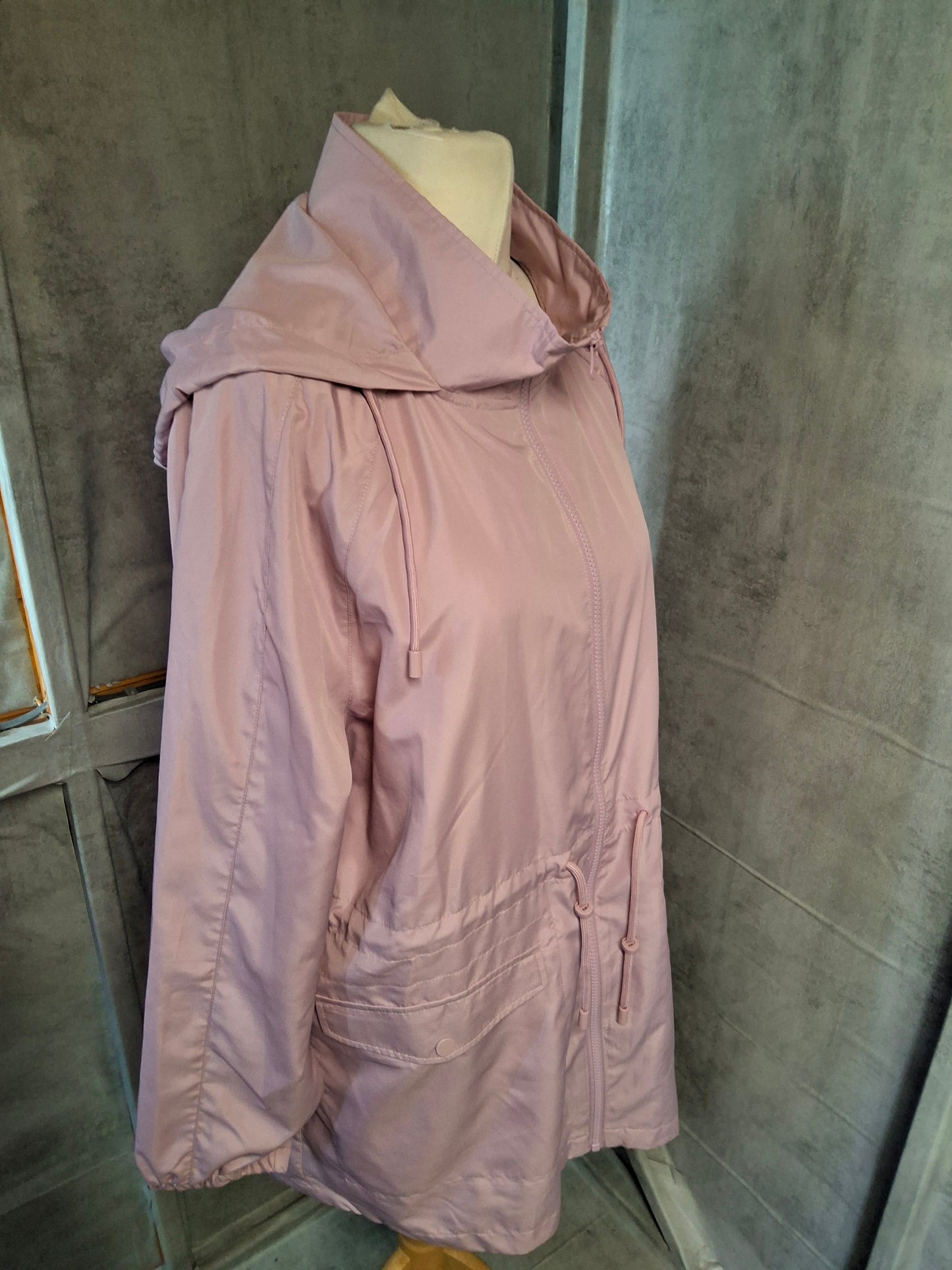 Primark Light Pink Hooded Rain Jacket ā Size 14/16