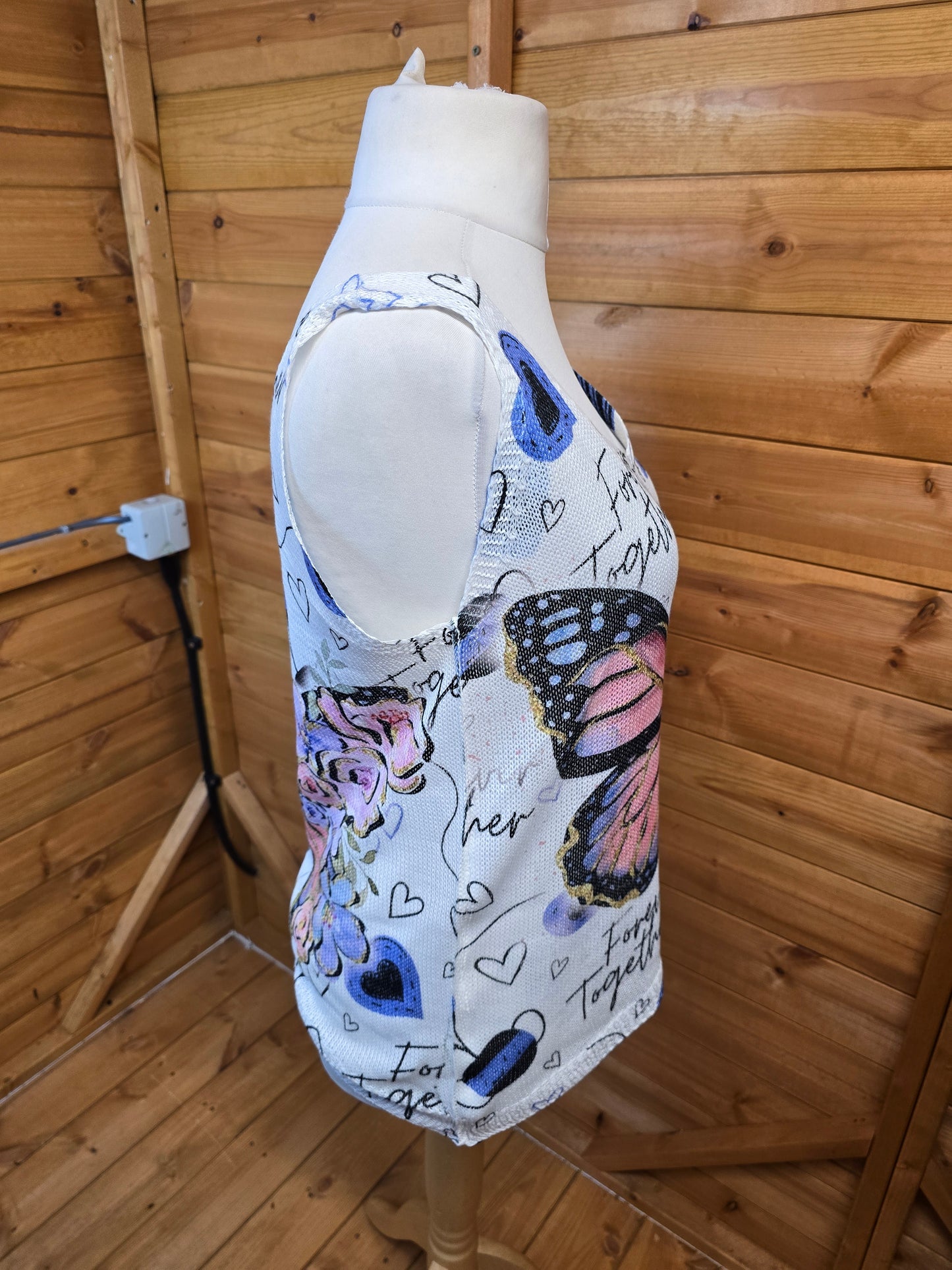 Made in Italy Butterfly Knit Vest Top – Colour, Comfort, Chaos (in the best way)