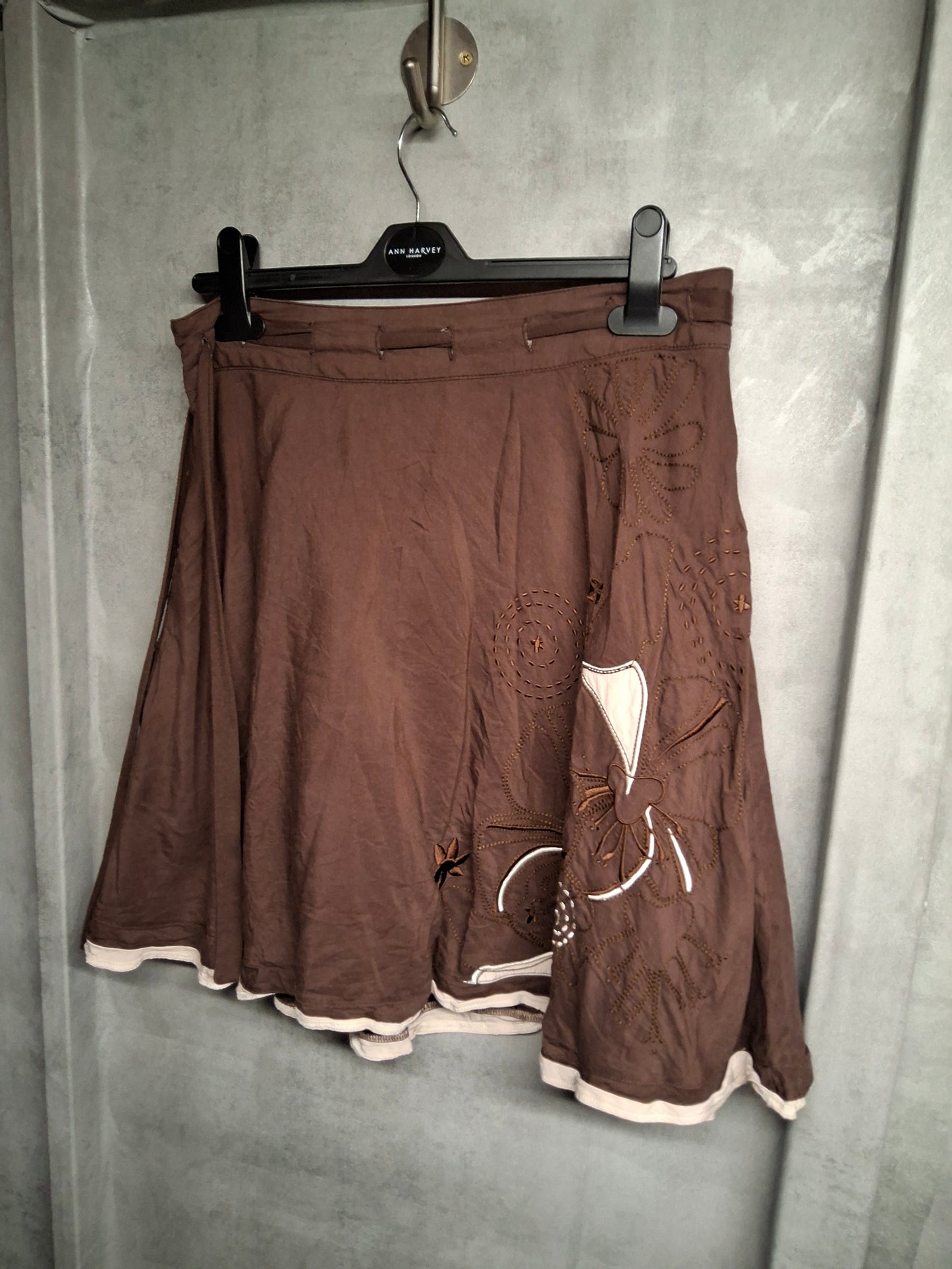 Animal Brown Embroidered Boho Skirt β Size 10