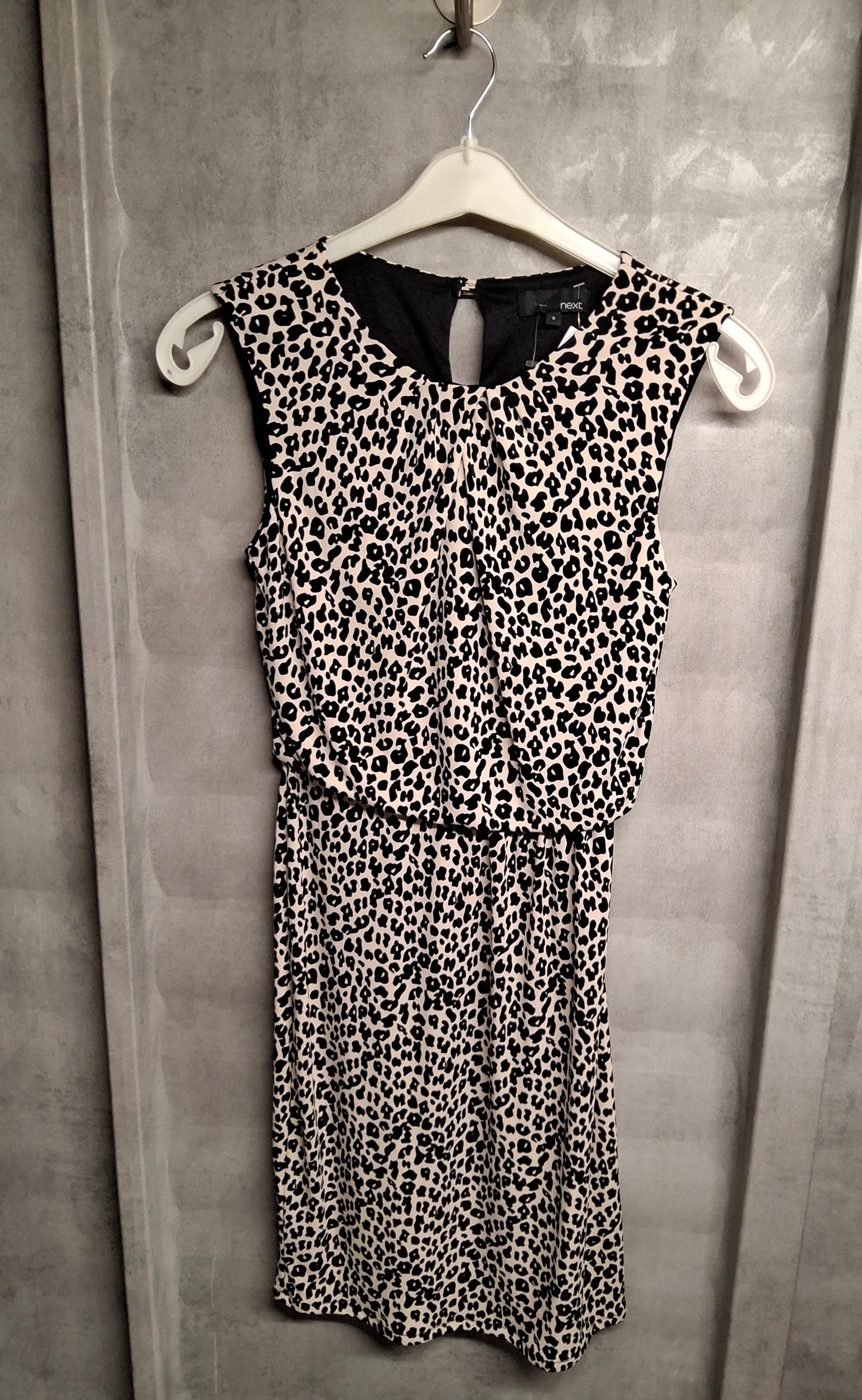Next Animal Print Sleeveless Midi Dress ā UK 8 ā Lightweight & Breezy šāØ