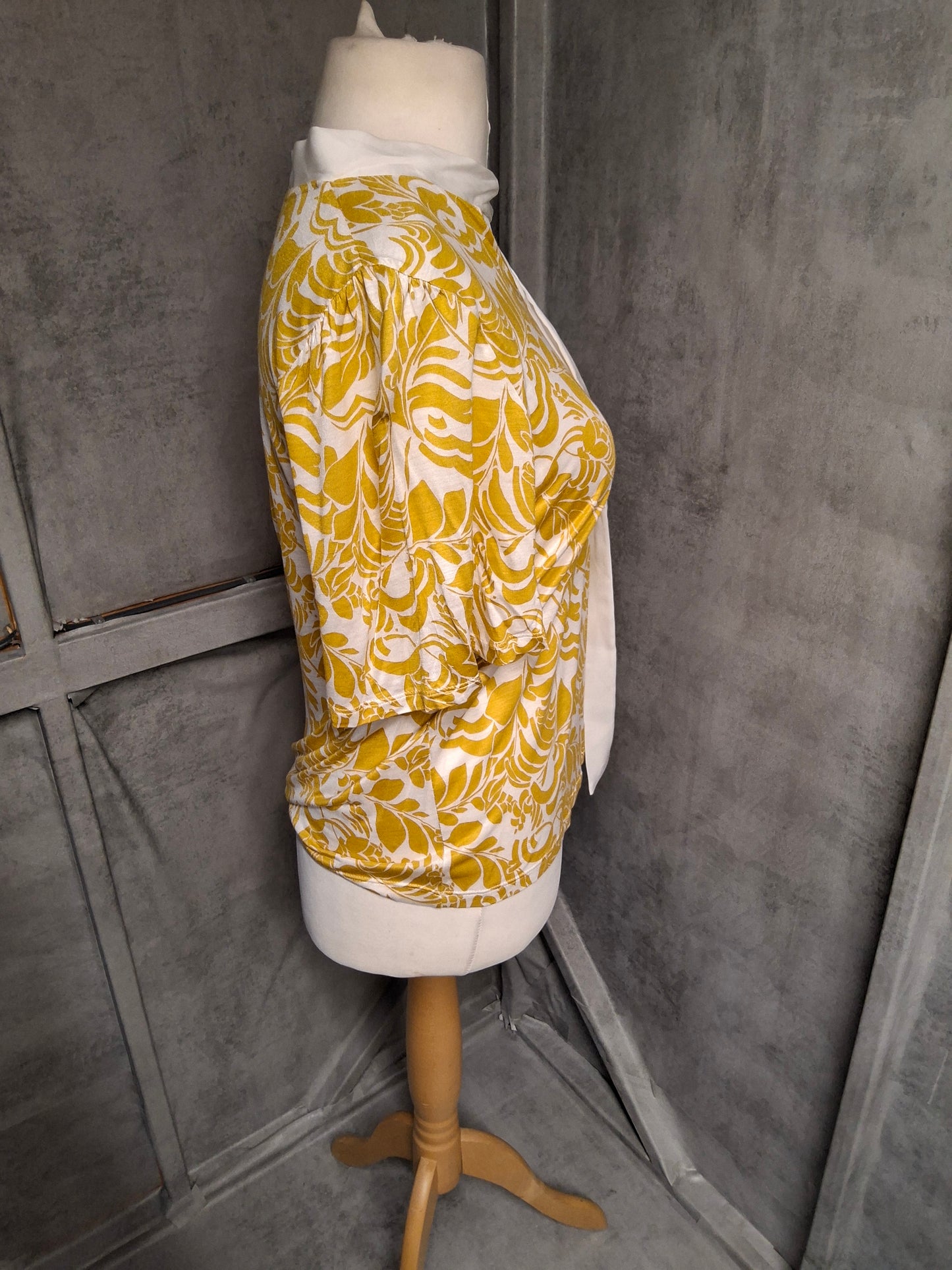 M&S Mustard & White Print Tie-Neck Top – Size 12