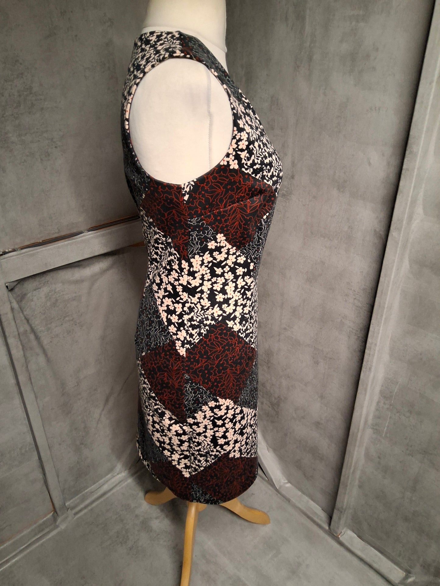 Tu Patchwork Floral Midi Dress – Size 10 – Sleeveless & Seriously Low Effort Chic