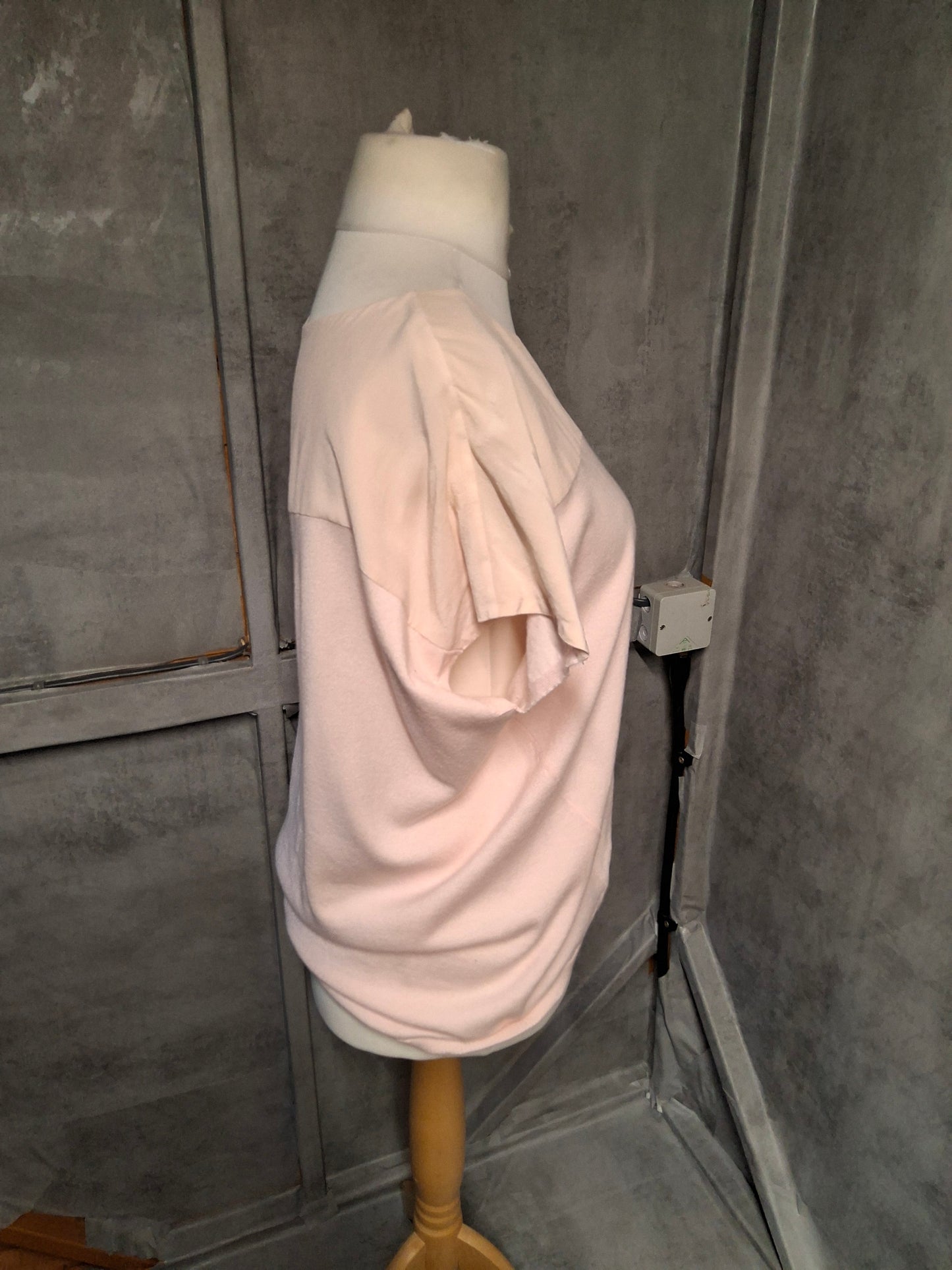 Phase Eight Pale Pink Silk-Panel Knit Top – Size 12 – Relaxed Fit