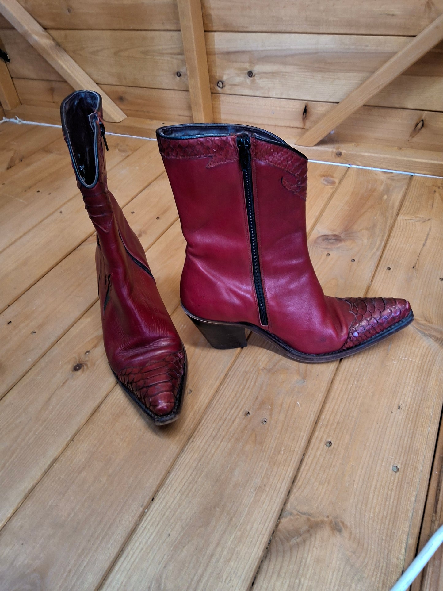 π€ River Island x Sancho Burgundy Western Boots β EU 37 / UK 4 π€