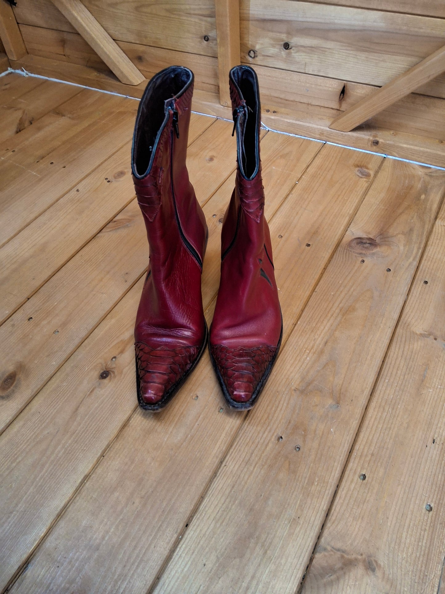 π€ River Island x Sancho Burgundy Western Boots β EU 37 / UK 4 π€