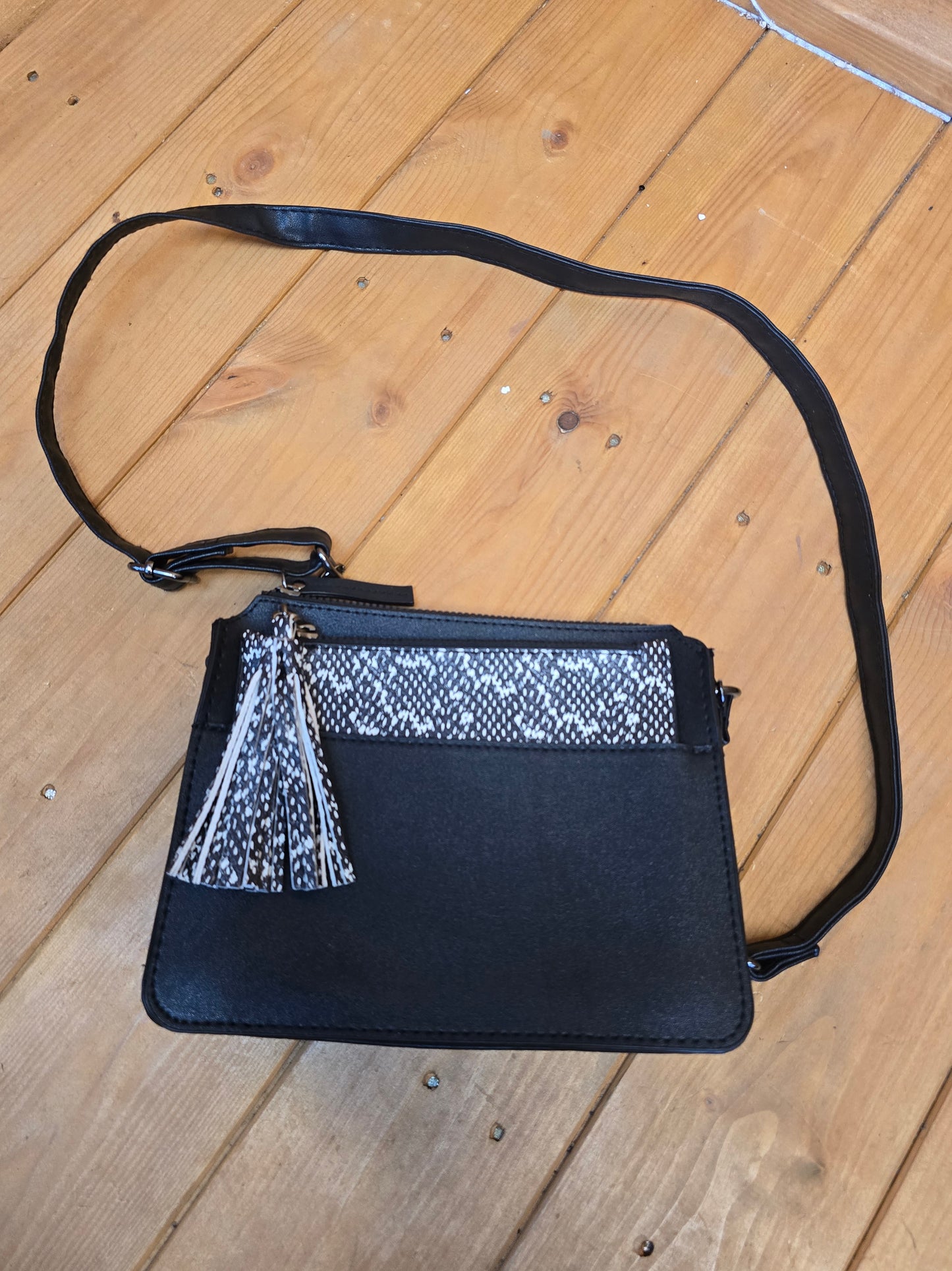 Primark Black Tassel Shoulder Bag – Adjustable Strap, Zip Close, Coin Purse, 22x18cm