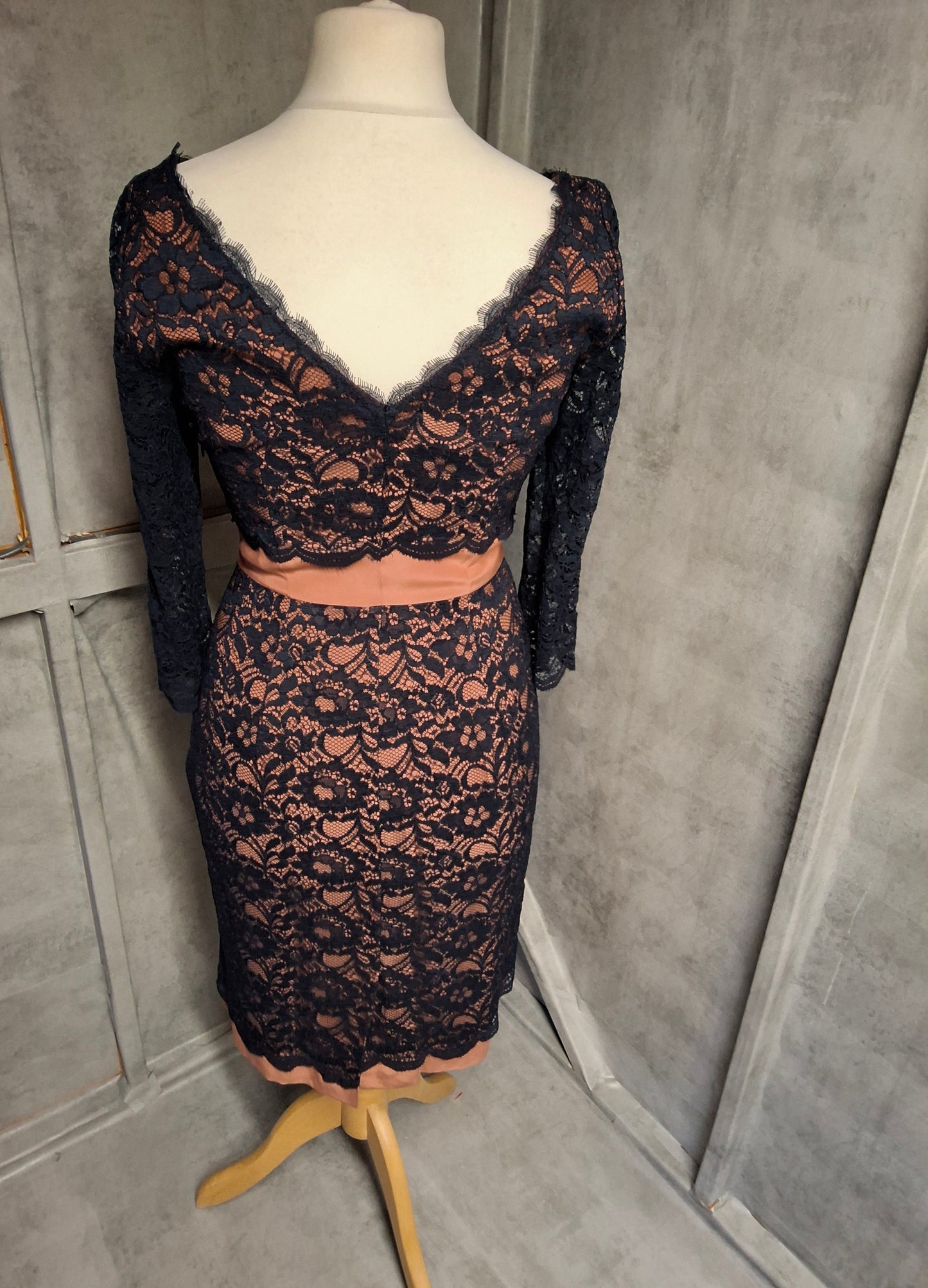 Boden Navy & Beige Lace Two-Piece Dress – UK 10 – A little bit posh, a little bit wow