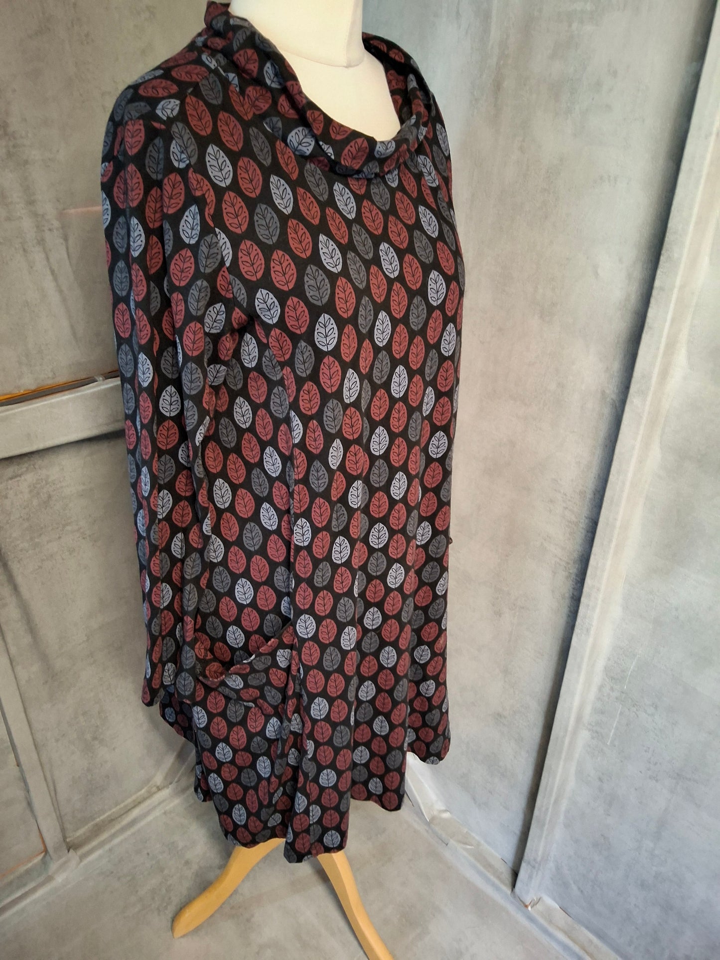 Seasalt Cornwall Sea Oak Dress – Black/Navy/Red – Size 12 – 100% Cotton