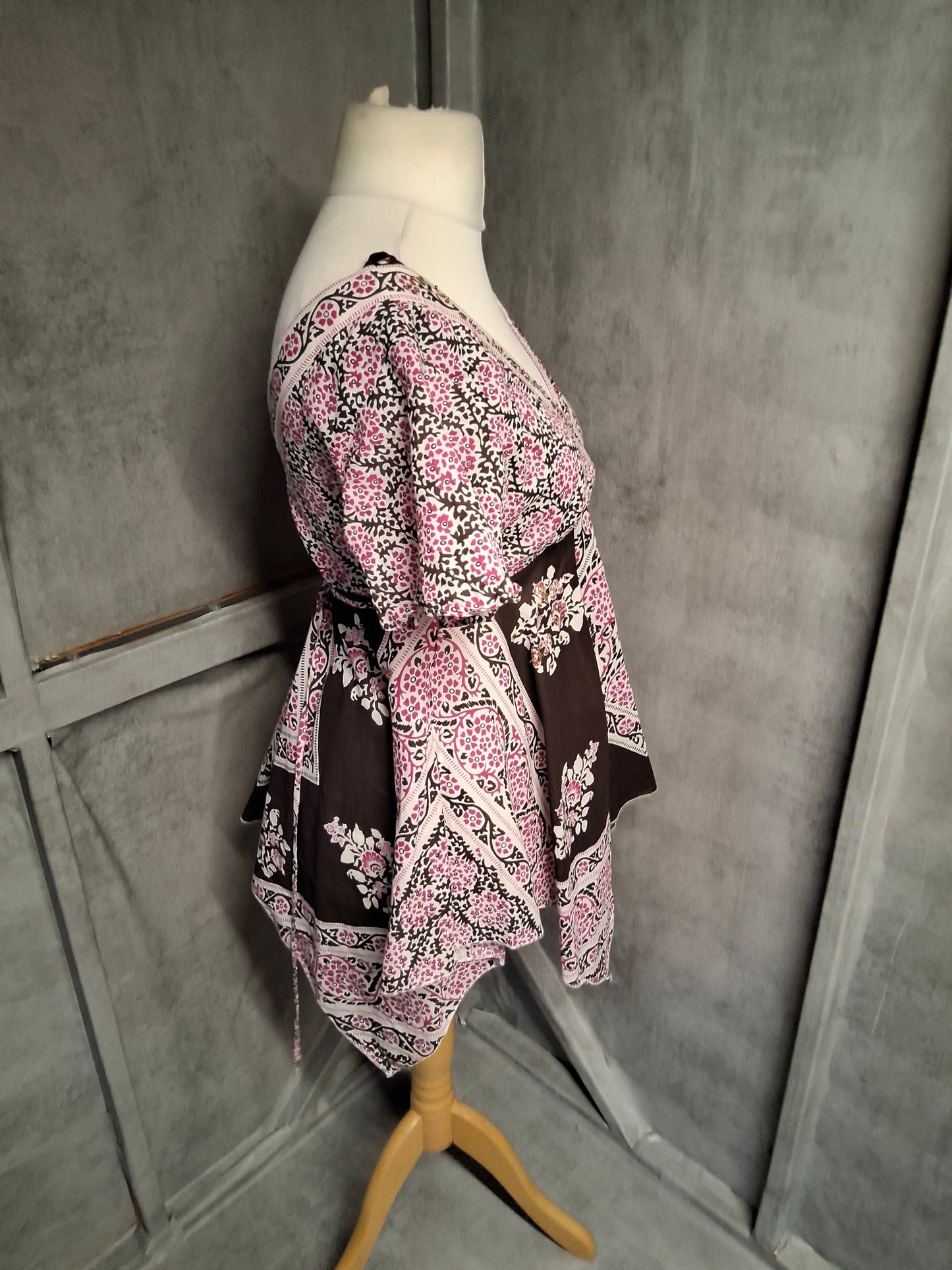 Oasis Brown & Pink Floral Handkerchief Hem Boho Top – Size 8 – 100% Cotton
