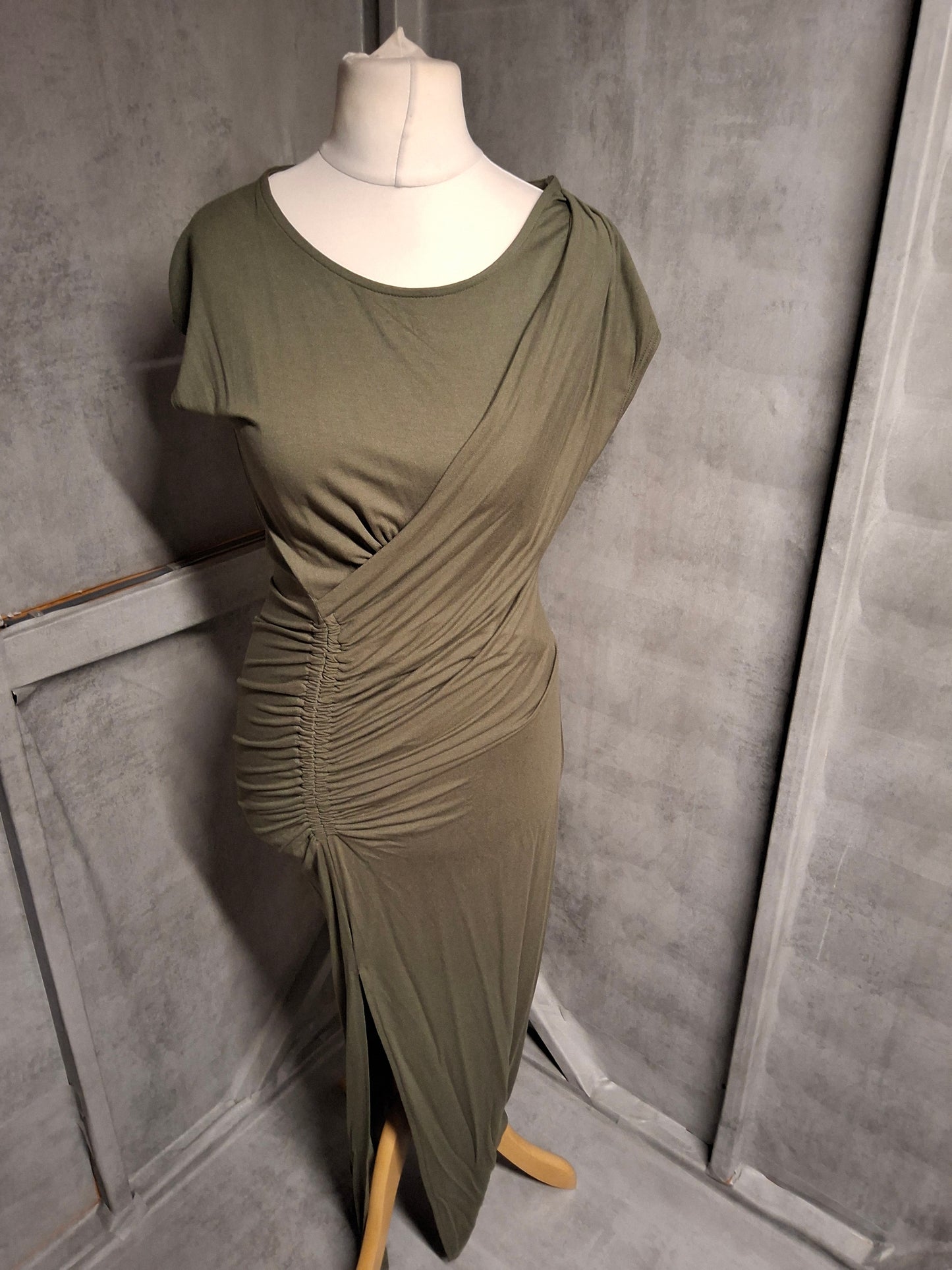 Next Khaki Green Bodycon Maxi Dress | Size 12 | Ruched Wrap Detail & Slit 💚