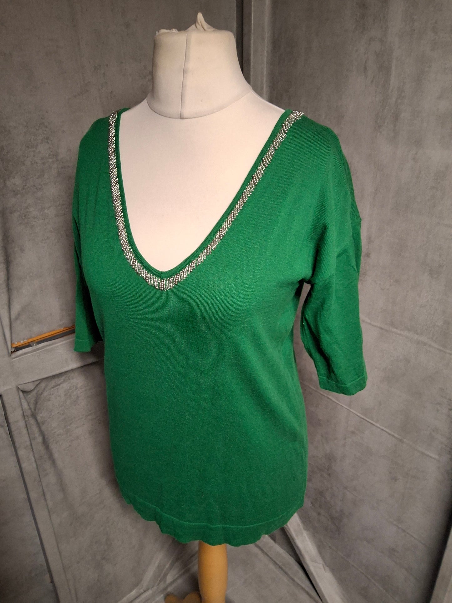 Next Green Embellished V-Neck ¾ Sleeve Top – Size 6 (Best for uk size 8)
