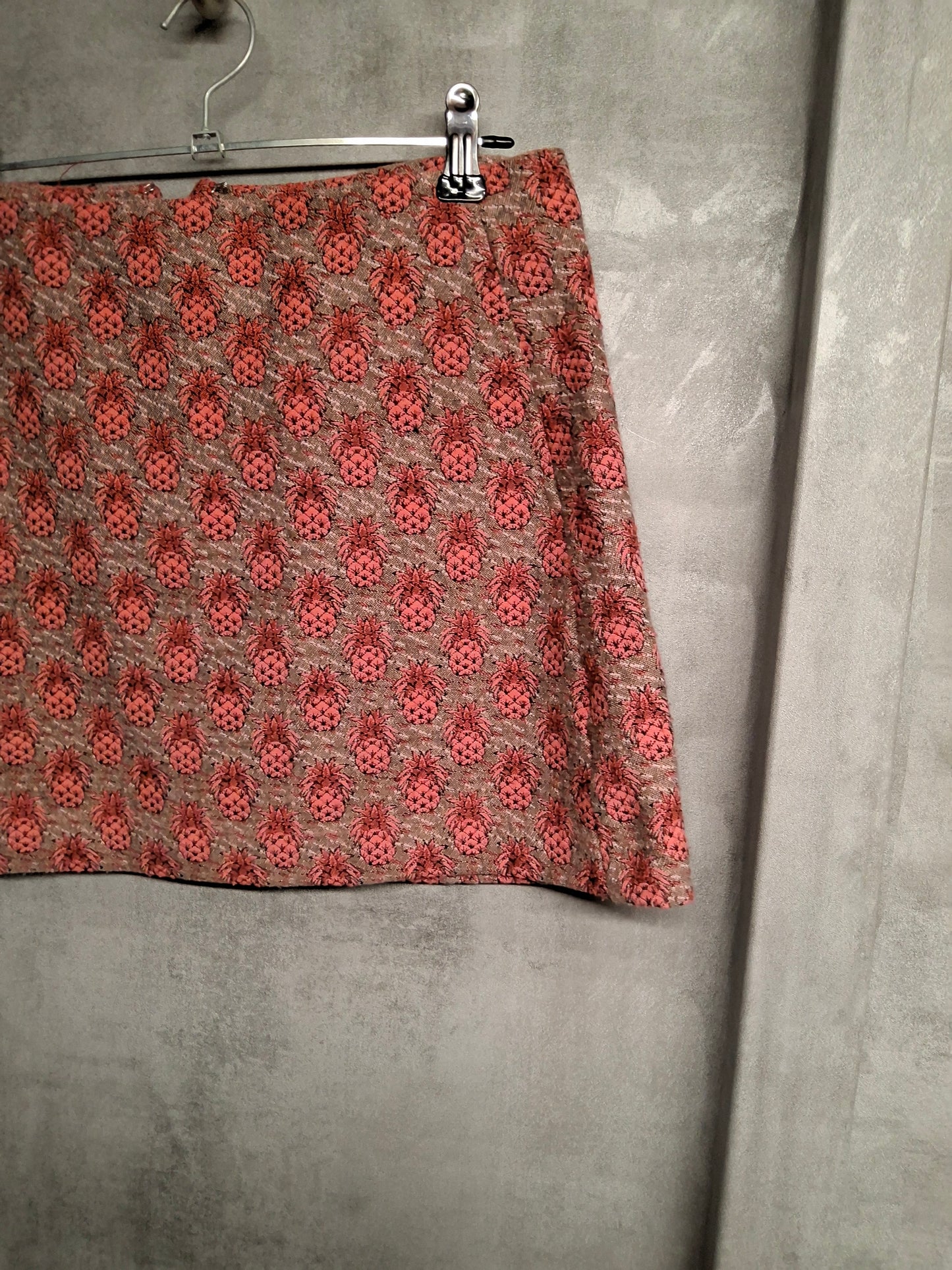Cooperative Grey & Pink Pineapple Print Mini Skirt β Size S (UK size 6/8)