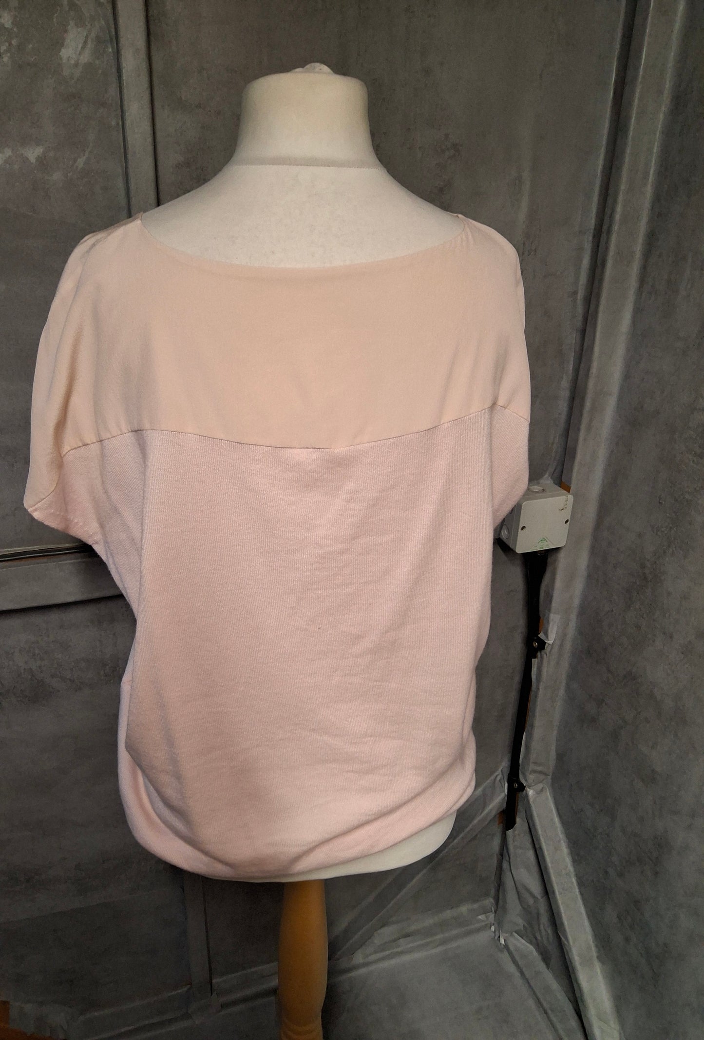 Phase Eight Pale Pink Silk-Panel Knit Top – Size 12 – Relaxed Fit