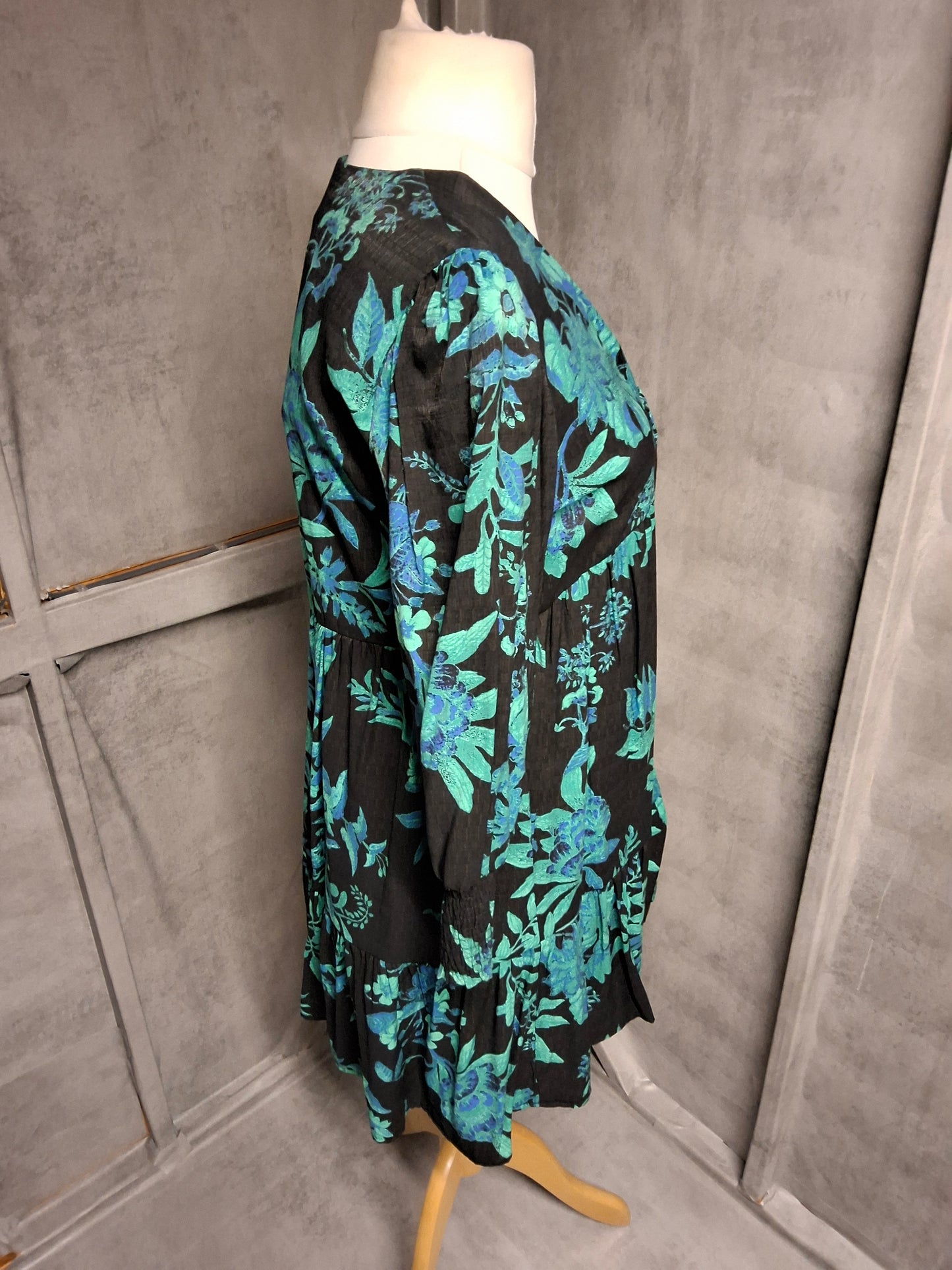 Next Black & Green Floral Fit & Flare Dress – Size 12 Tall – NWT
