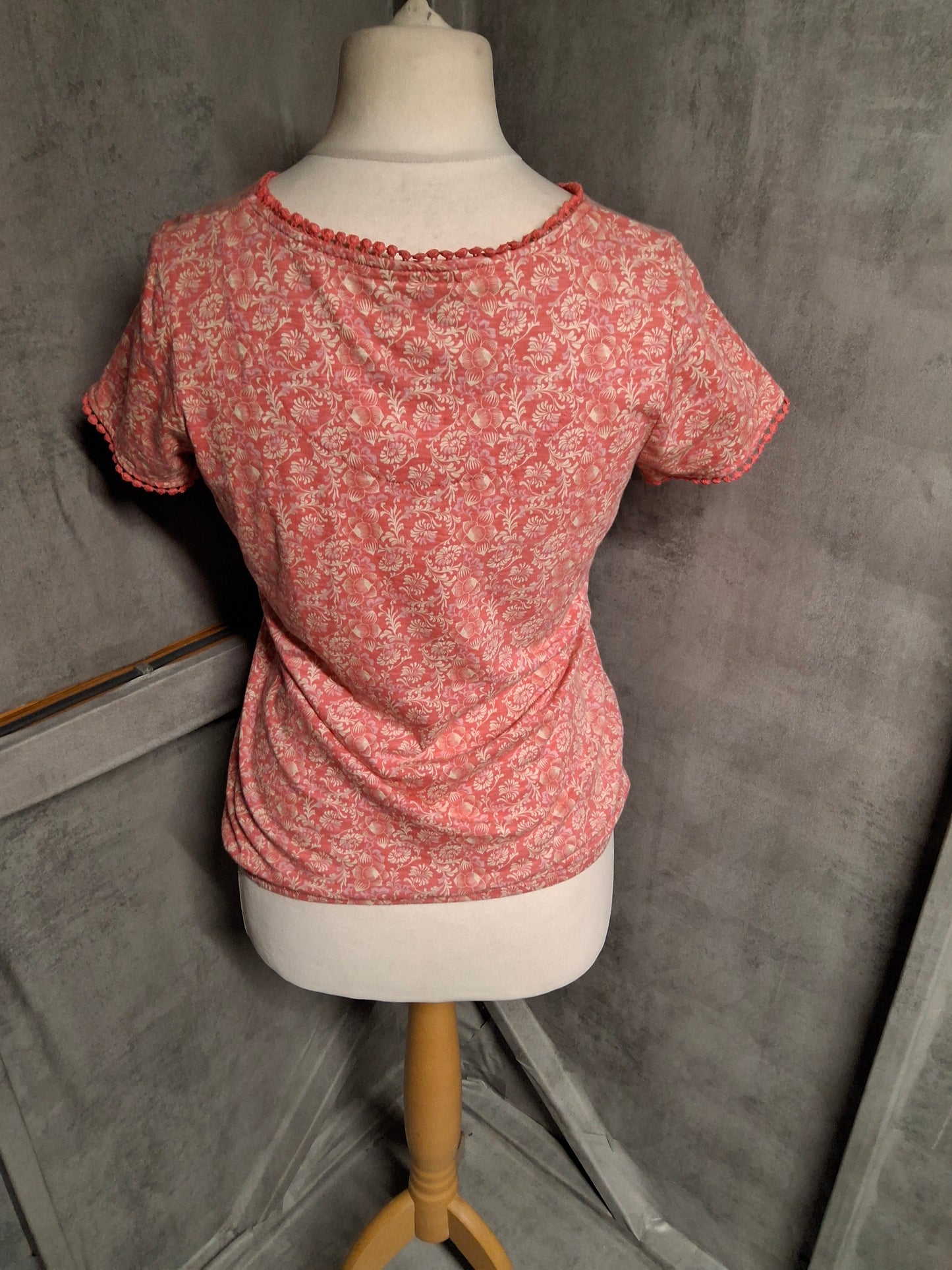 Next Pink Floral Cotton T-Shirt with Trim β Size 8