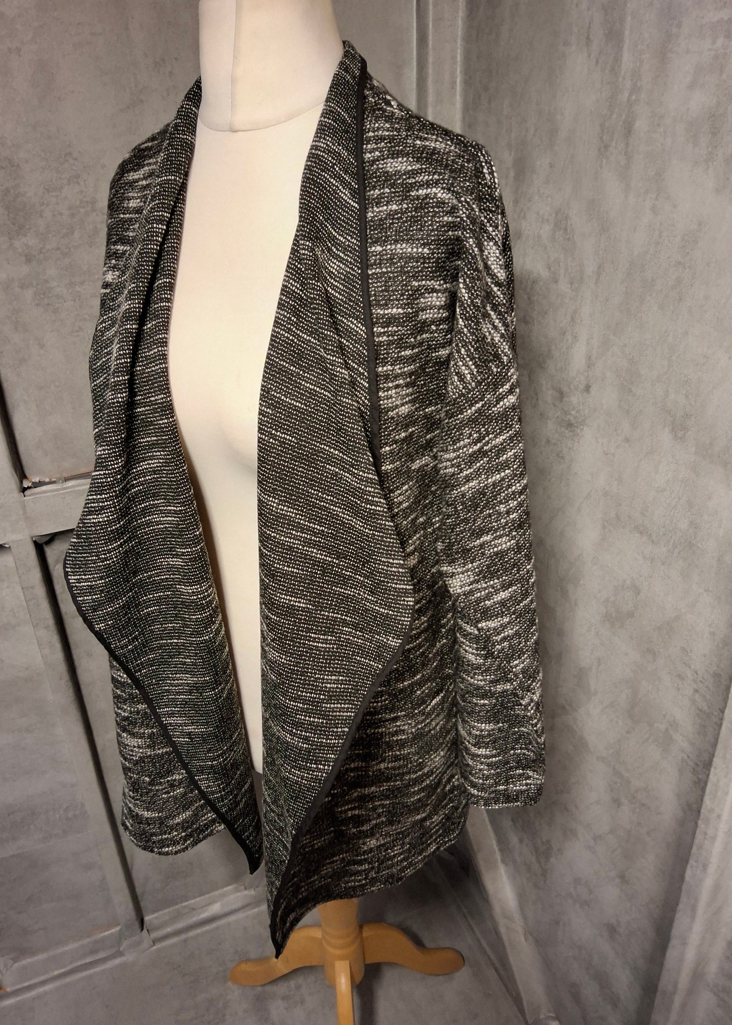 Matalan Black & White Marled Waterfall Cardigan – Size Small
