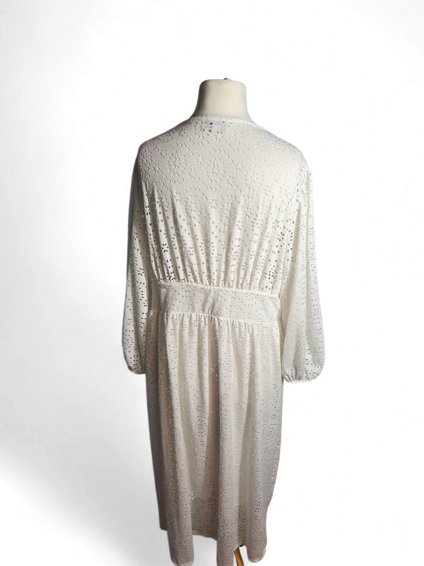 River Island Plus White Crochet Maxi Dress – Size 22, Long Sleeve, V-Neck, Lined, Sheer Detail