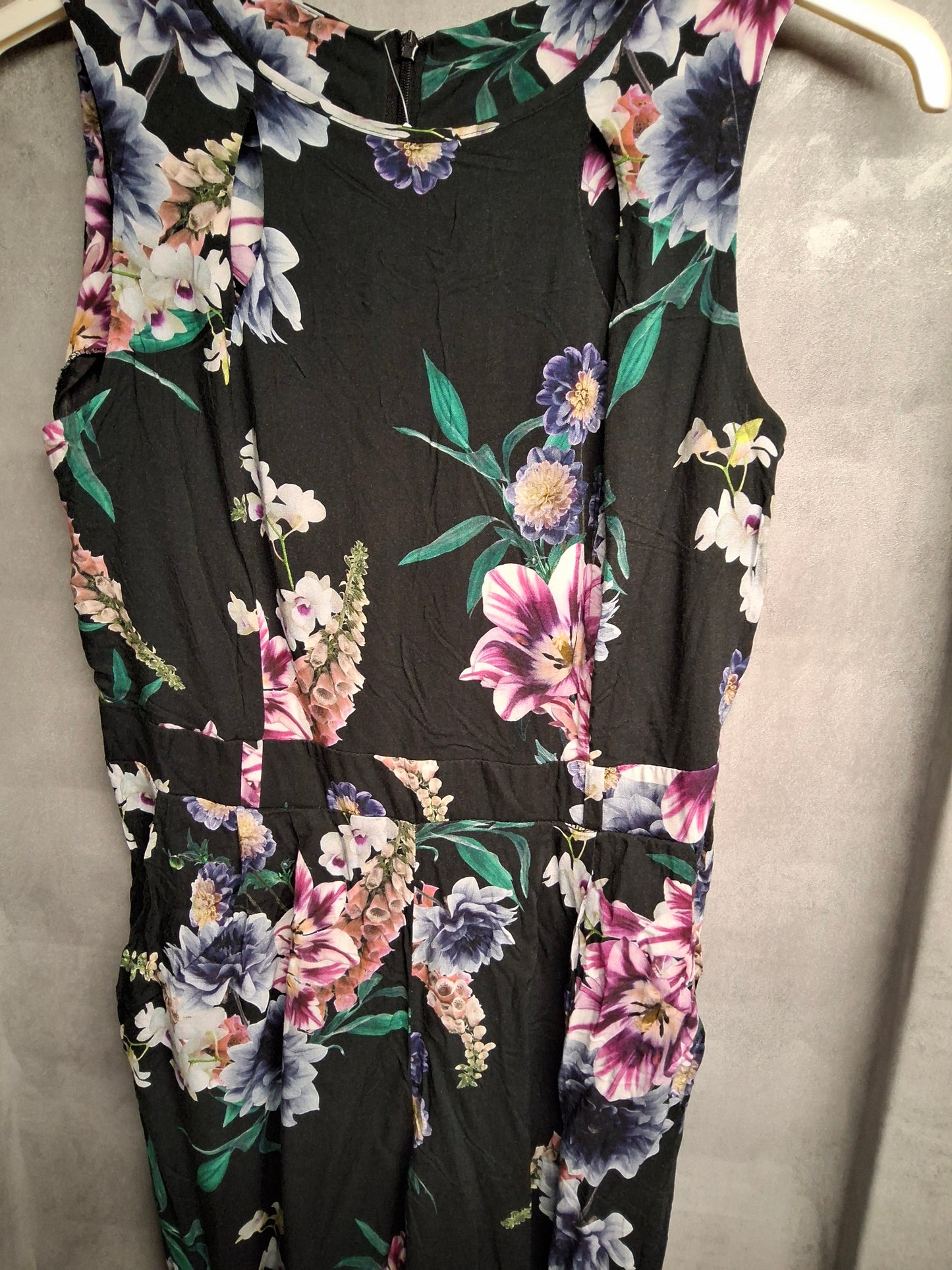 Wallis Black Floral Skinny-Leg Jumpsuit – Size 10 – Cut-Out Detail – 100% Viscose – Summer Ready