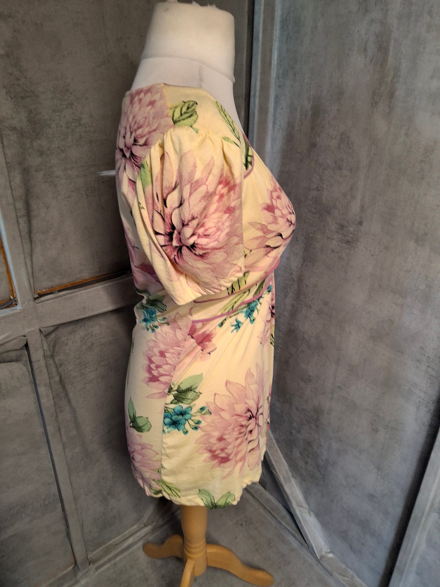 Per Una Yellow & Pink Floral Cotton T-Shirt – Size 10 – V-Neck Everyday Style