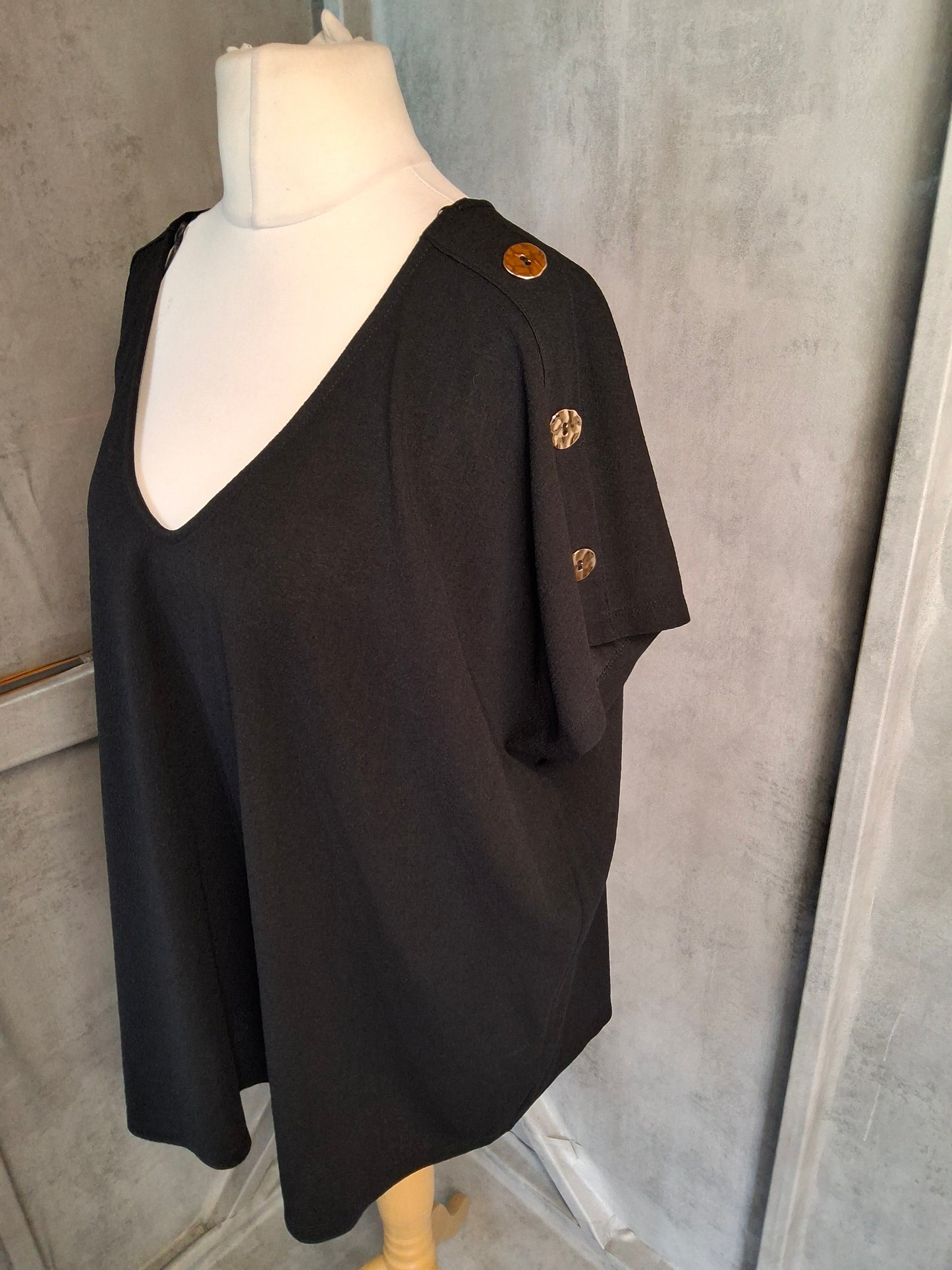 Matalan Curve Black Button-Detail Top – Size 24 – NWT RRP £15