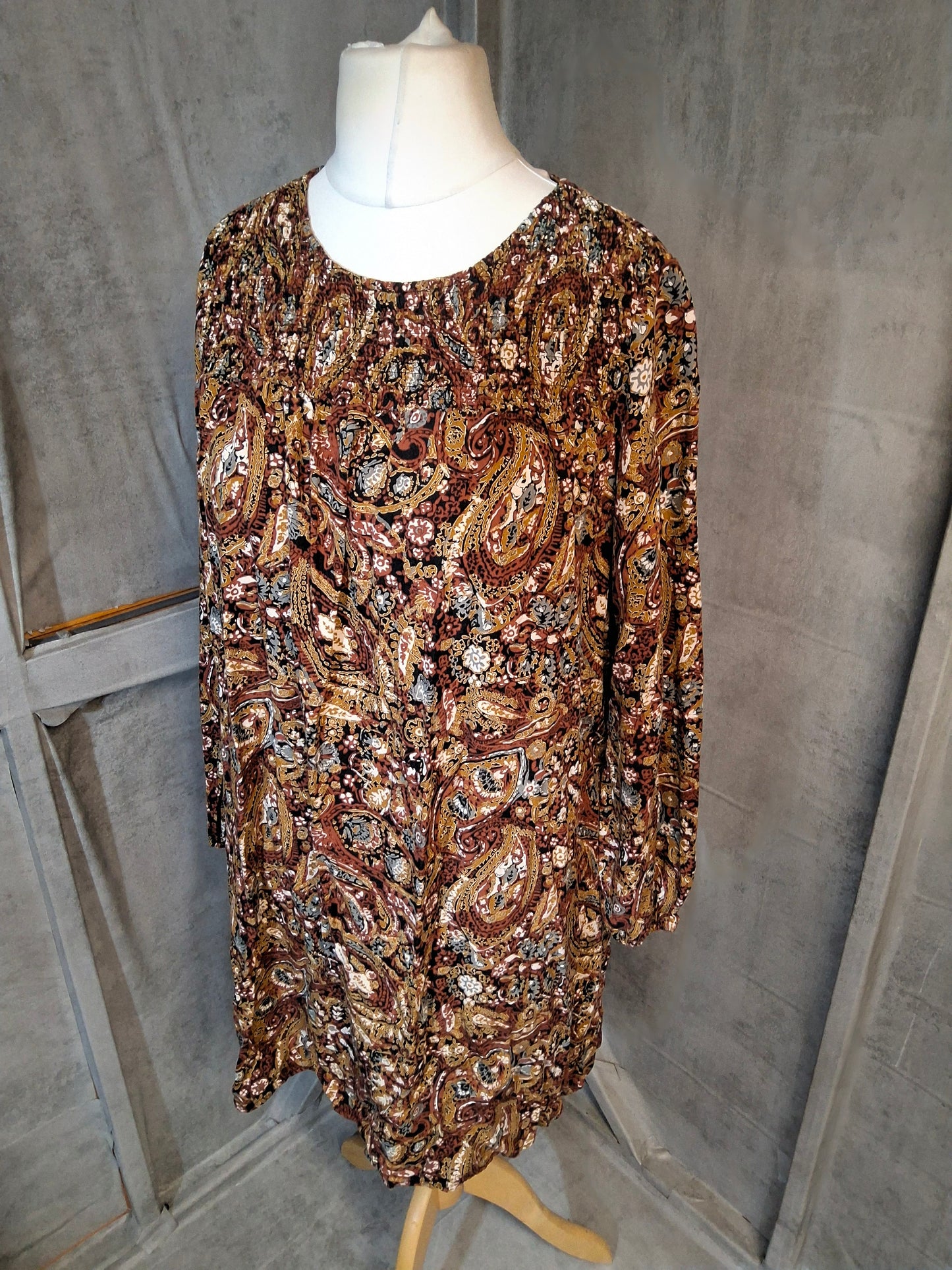 Tu Orange & Brown Paisley Print Dress ā Size 12 ā 100% Viscose ā Knee Length