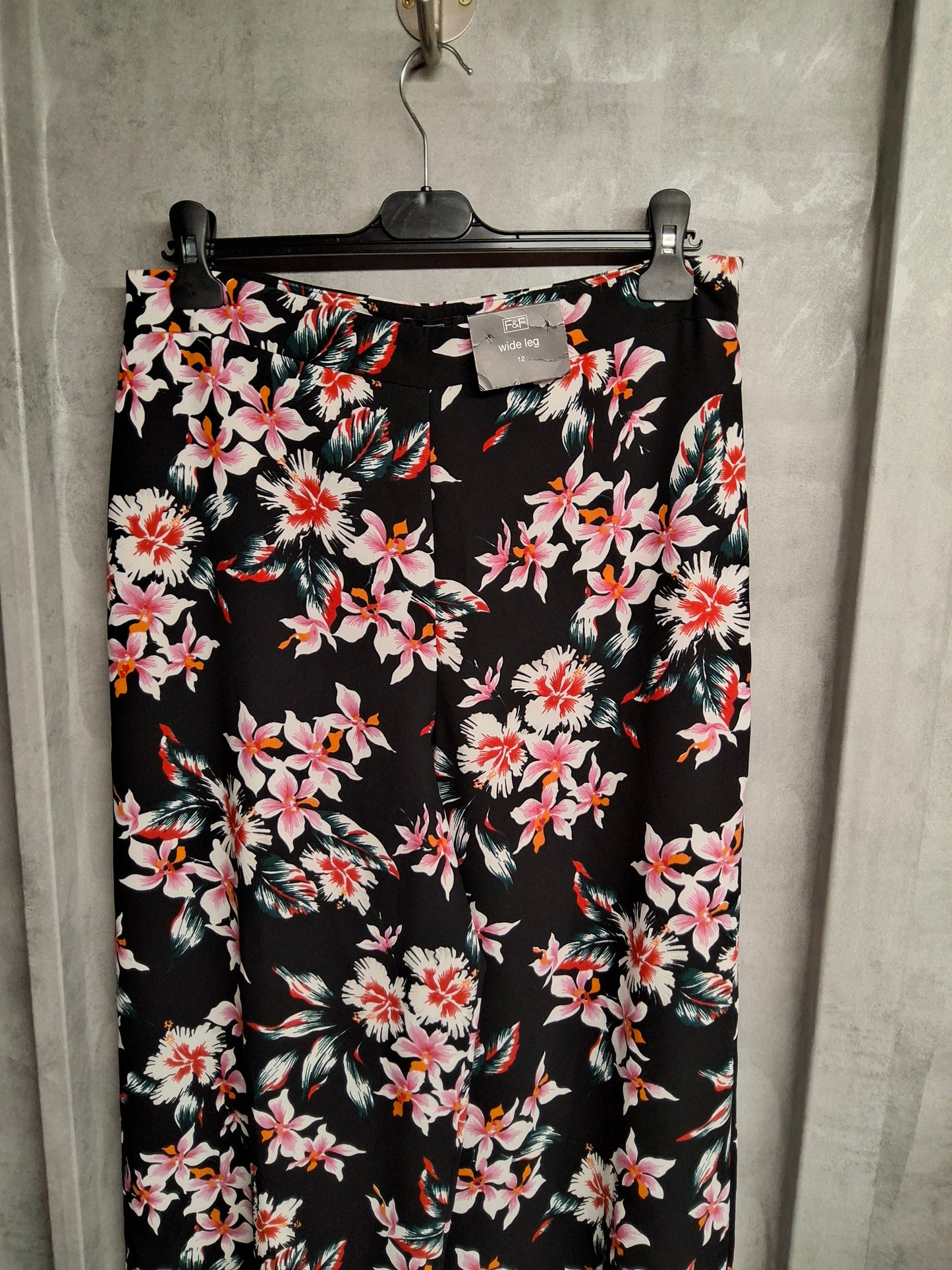 F&F Tropical Floral Wide Leg Trousers ā Size 12
