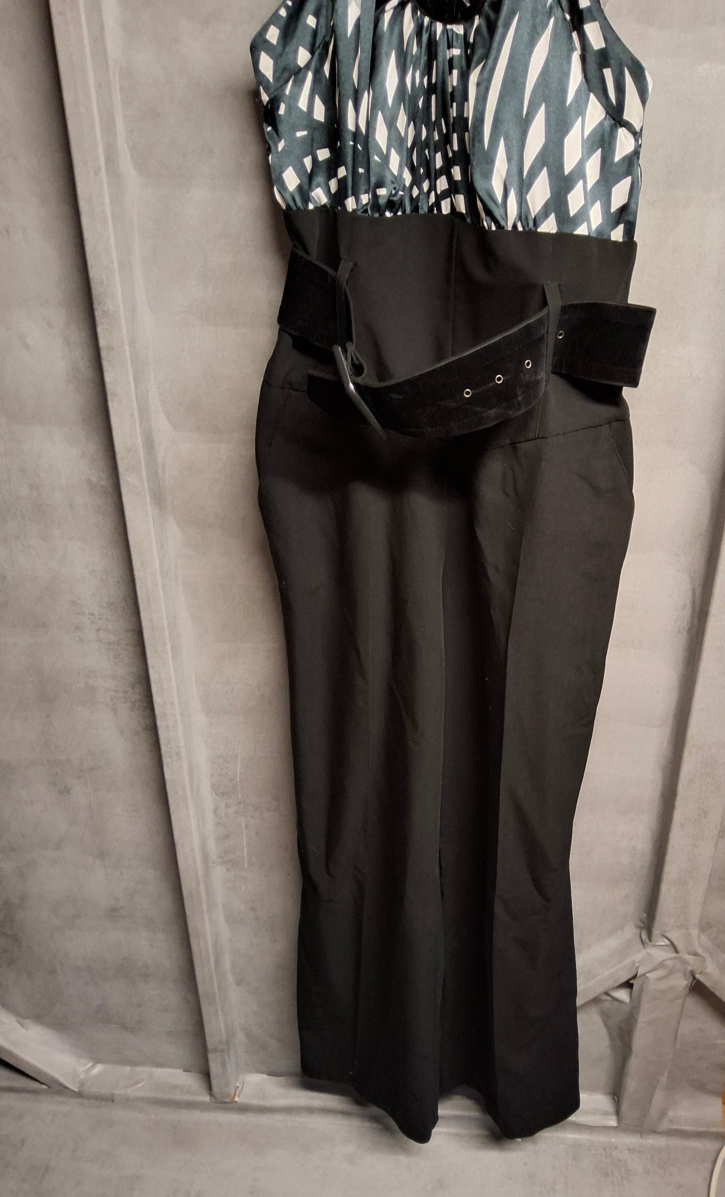 Julien Macdonald Black & White Halterneck Jumpsuit – Size 10
