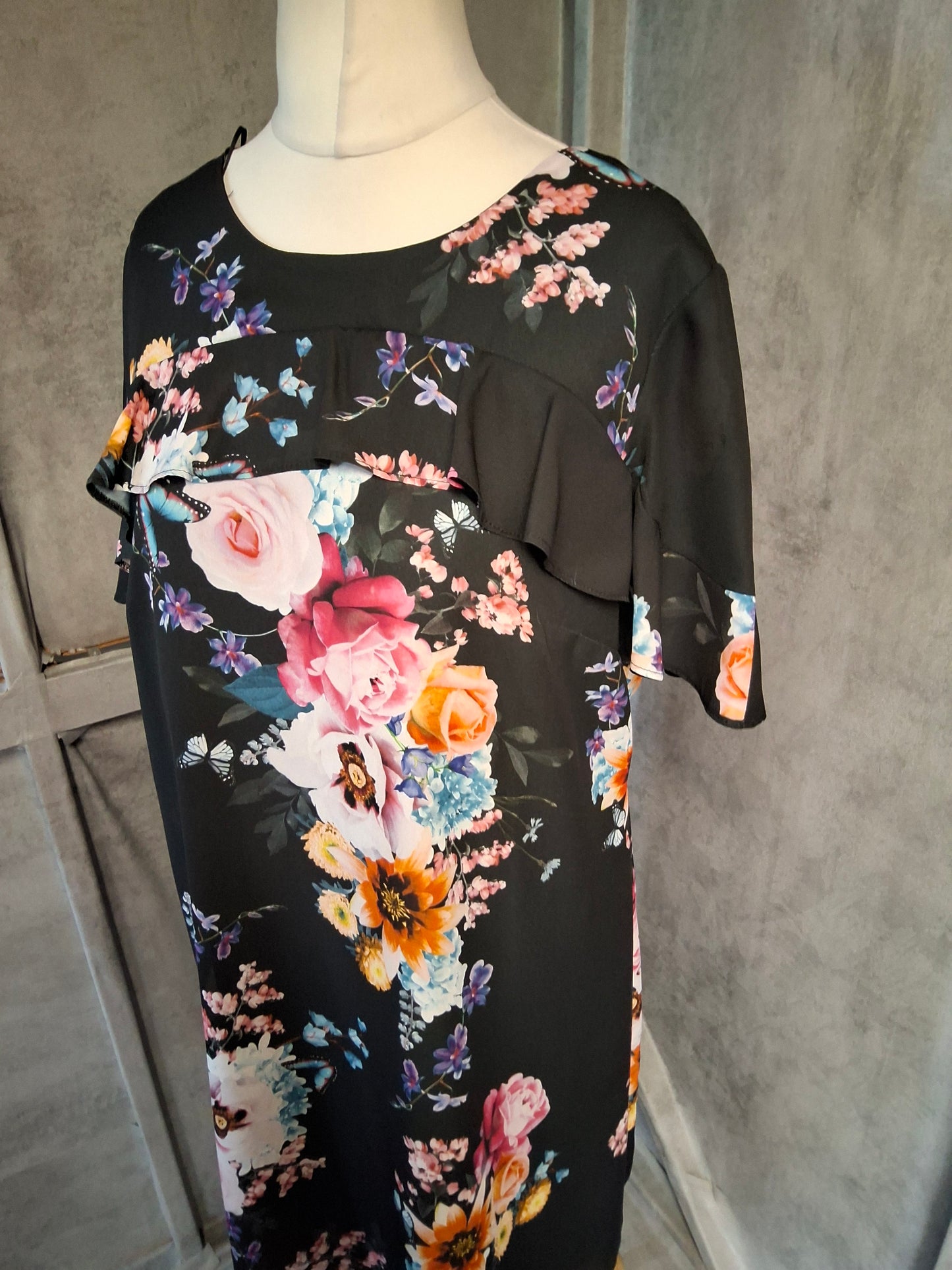 F&F Black Floral Midi Dress – Size 16 – Frill Sleeves & Lined